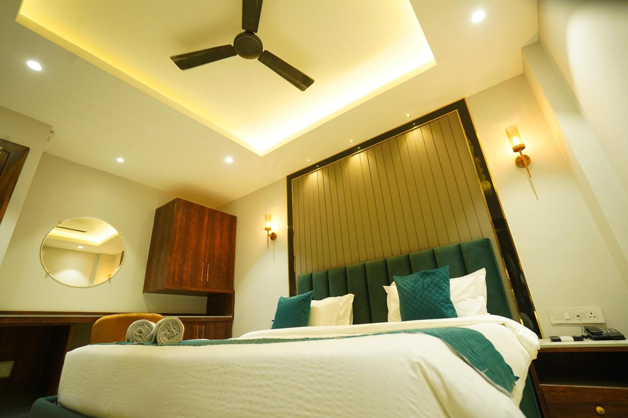 North Side 3* Indore