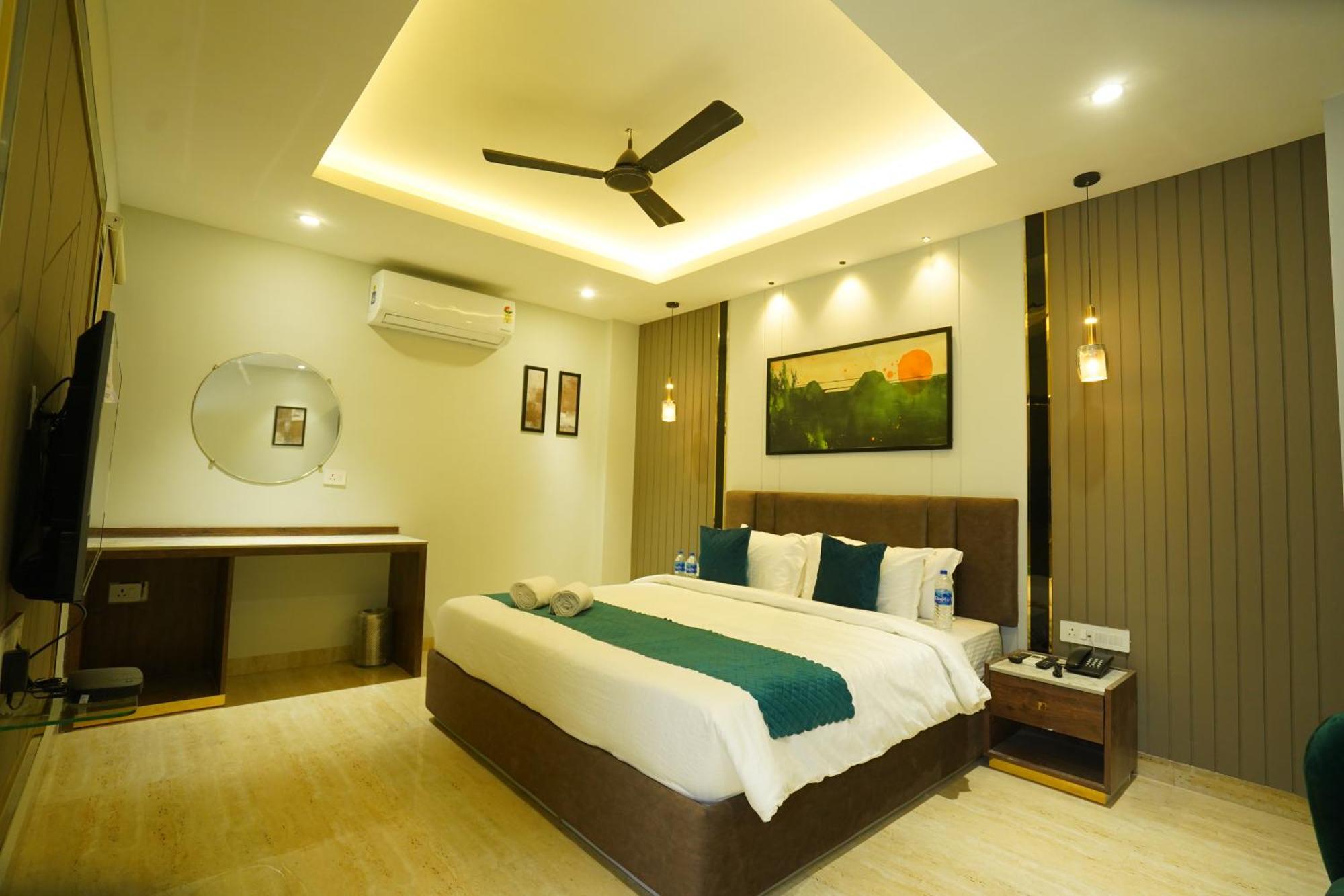 North Side Hotel Indore