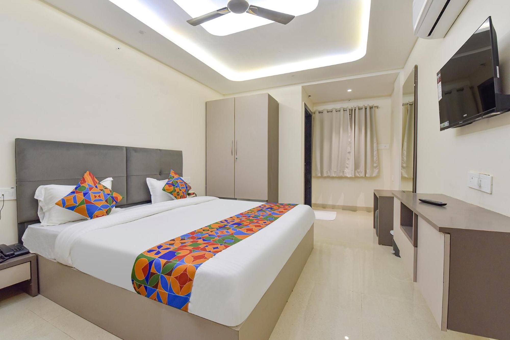 Fabhotel Synergy Hotel Indore