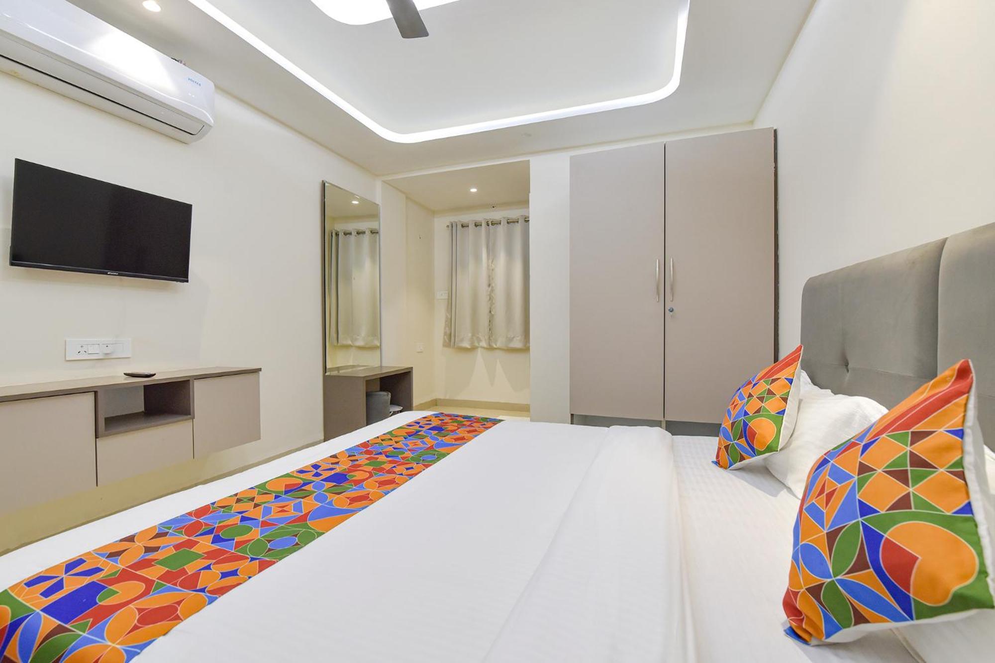 Fabhotel Synergy Hotel Indore