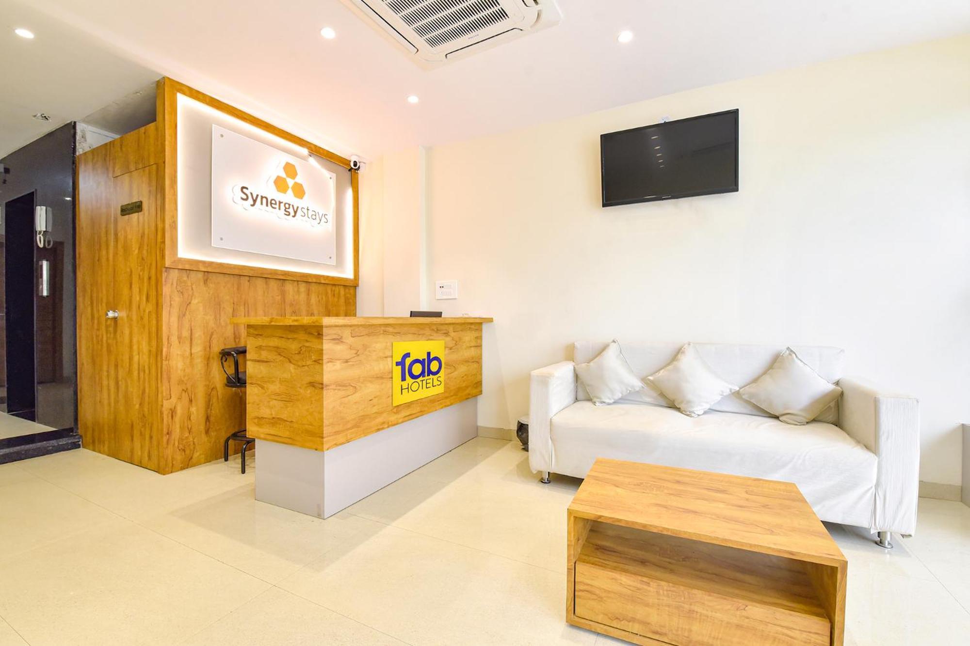 Hotel Fabhotel Synergy Indore