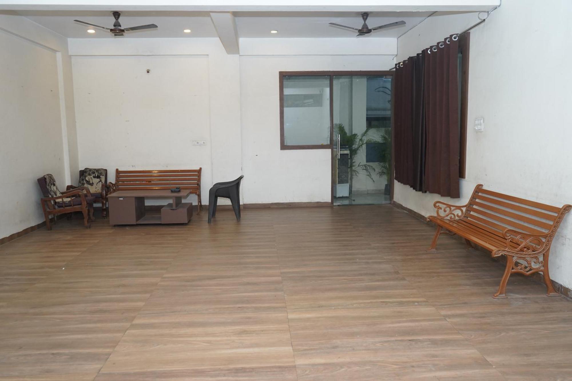 Shubhshree Hotel