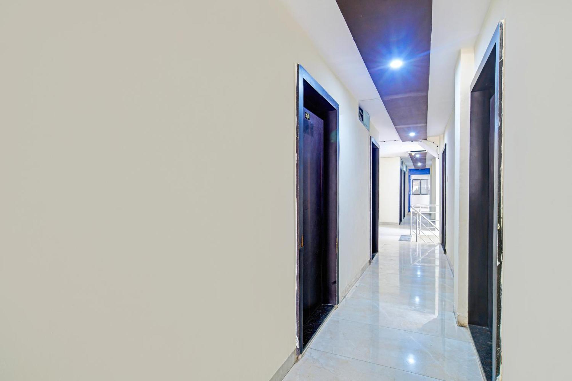 O Paradise Indore