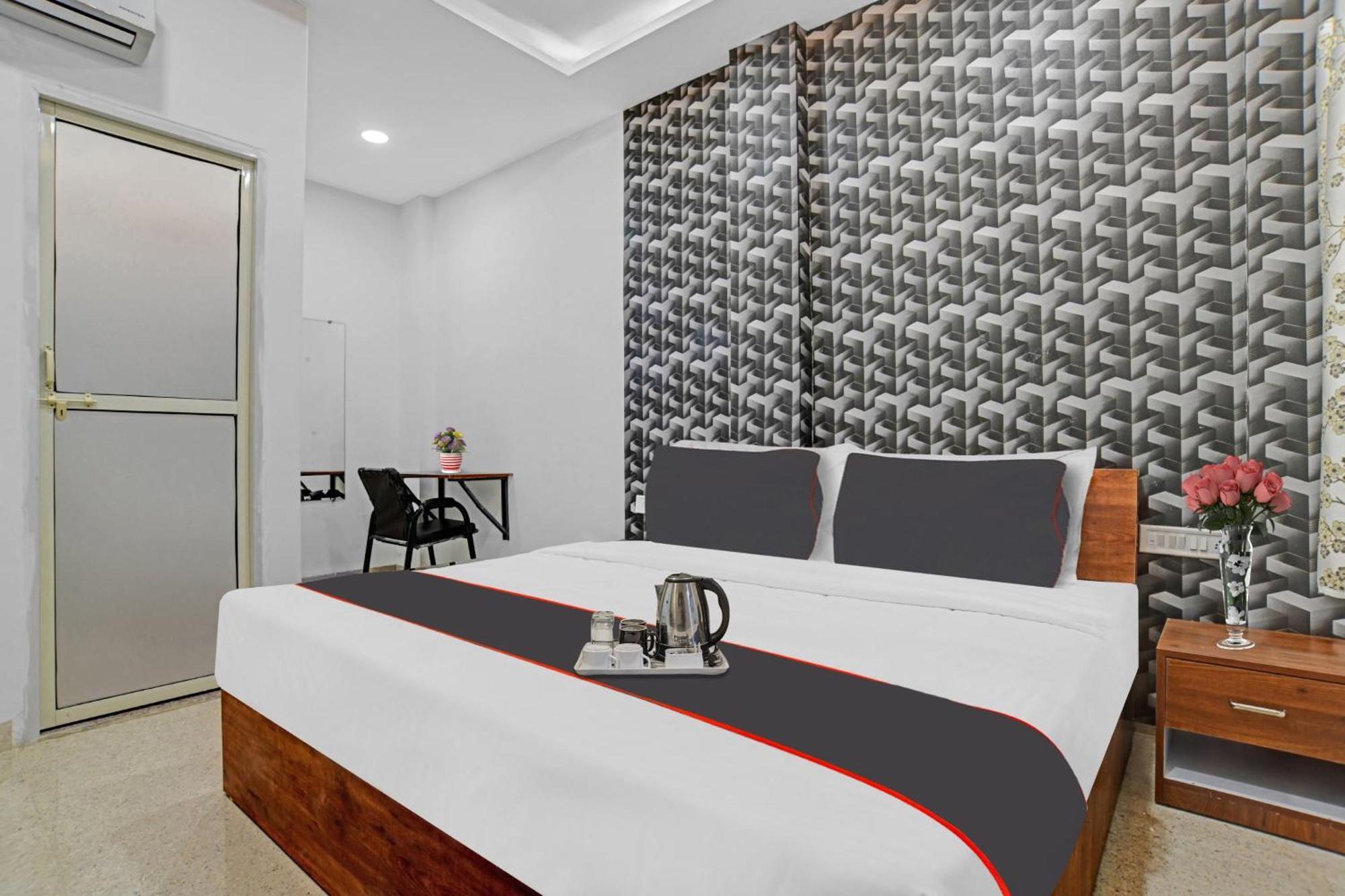 Hotel O Shivaay Indore