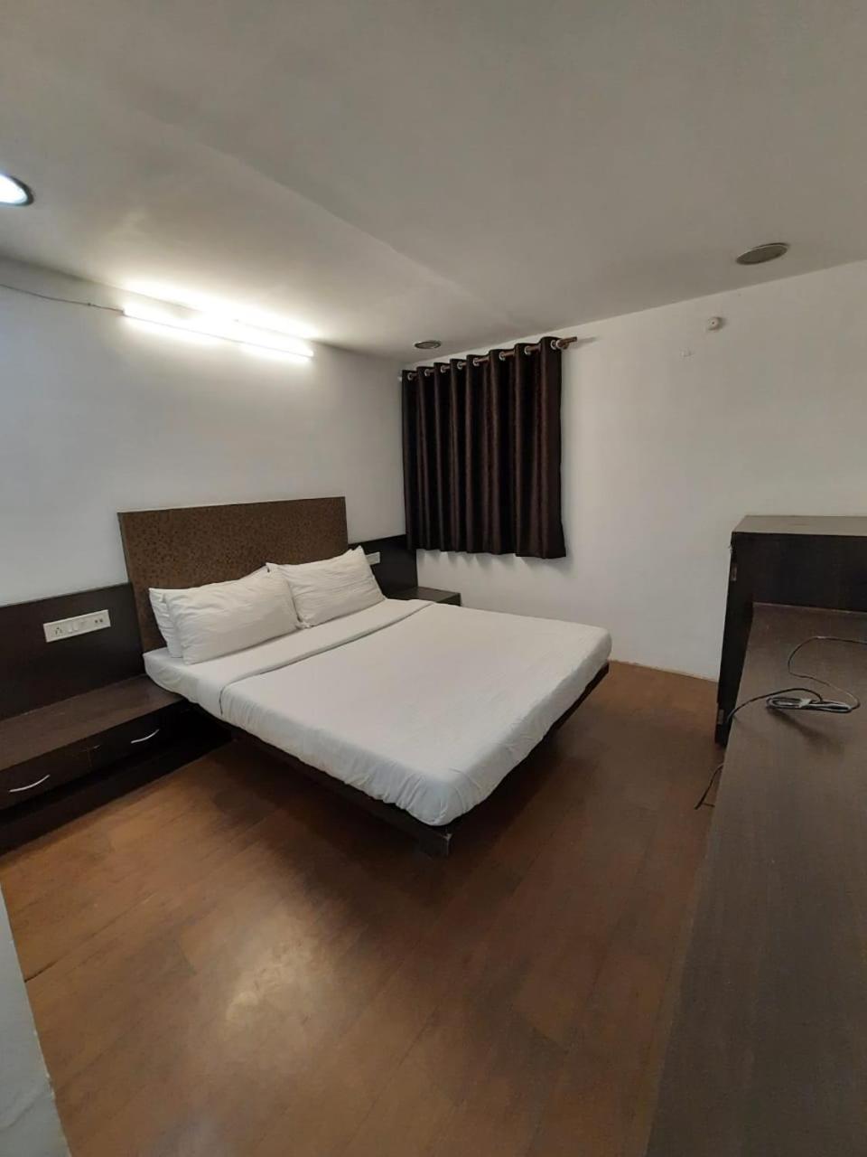Grand Hotel Indore