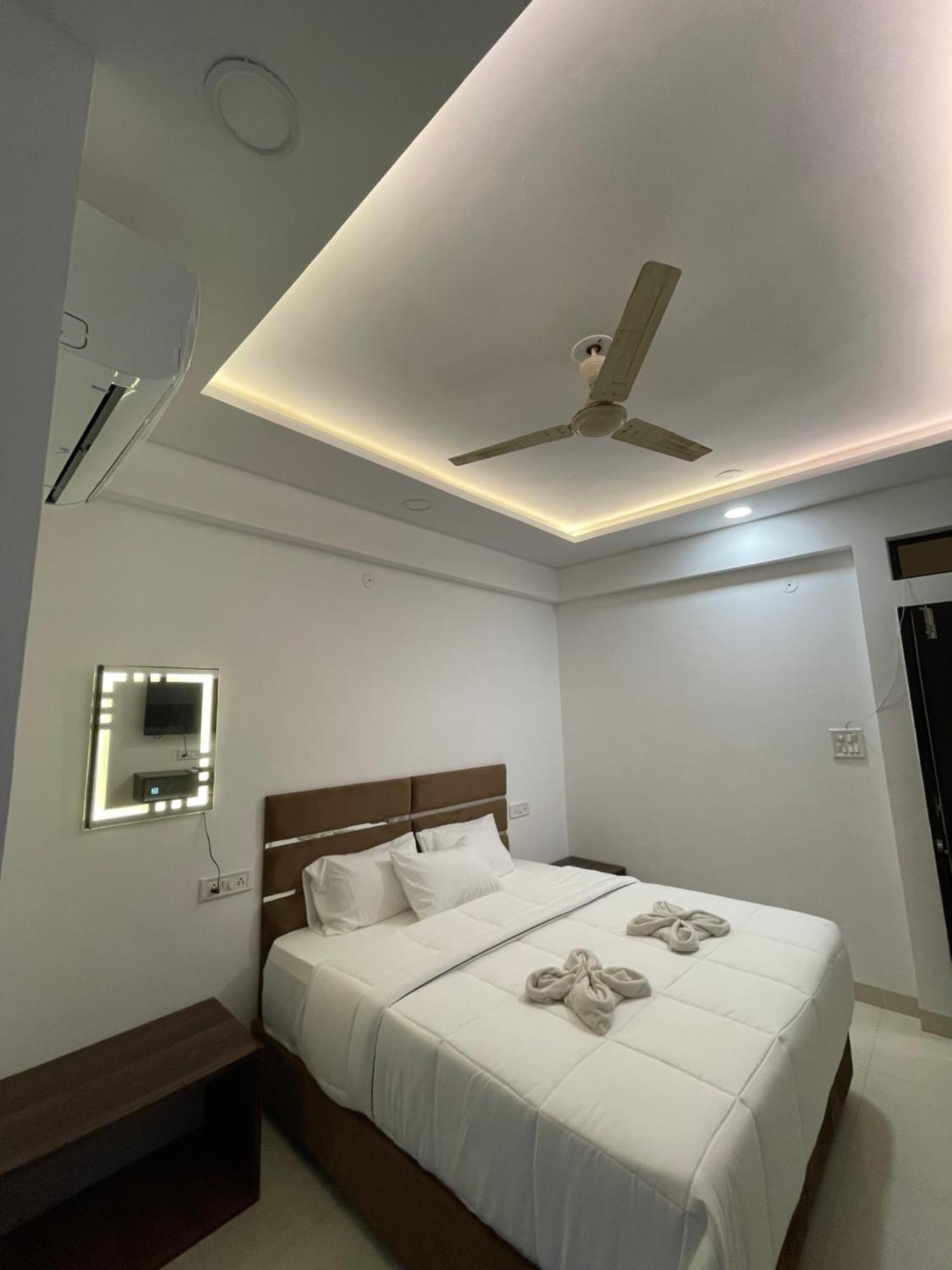 Kiwi Vijaynagar Scheme 78 3* Indore