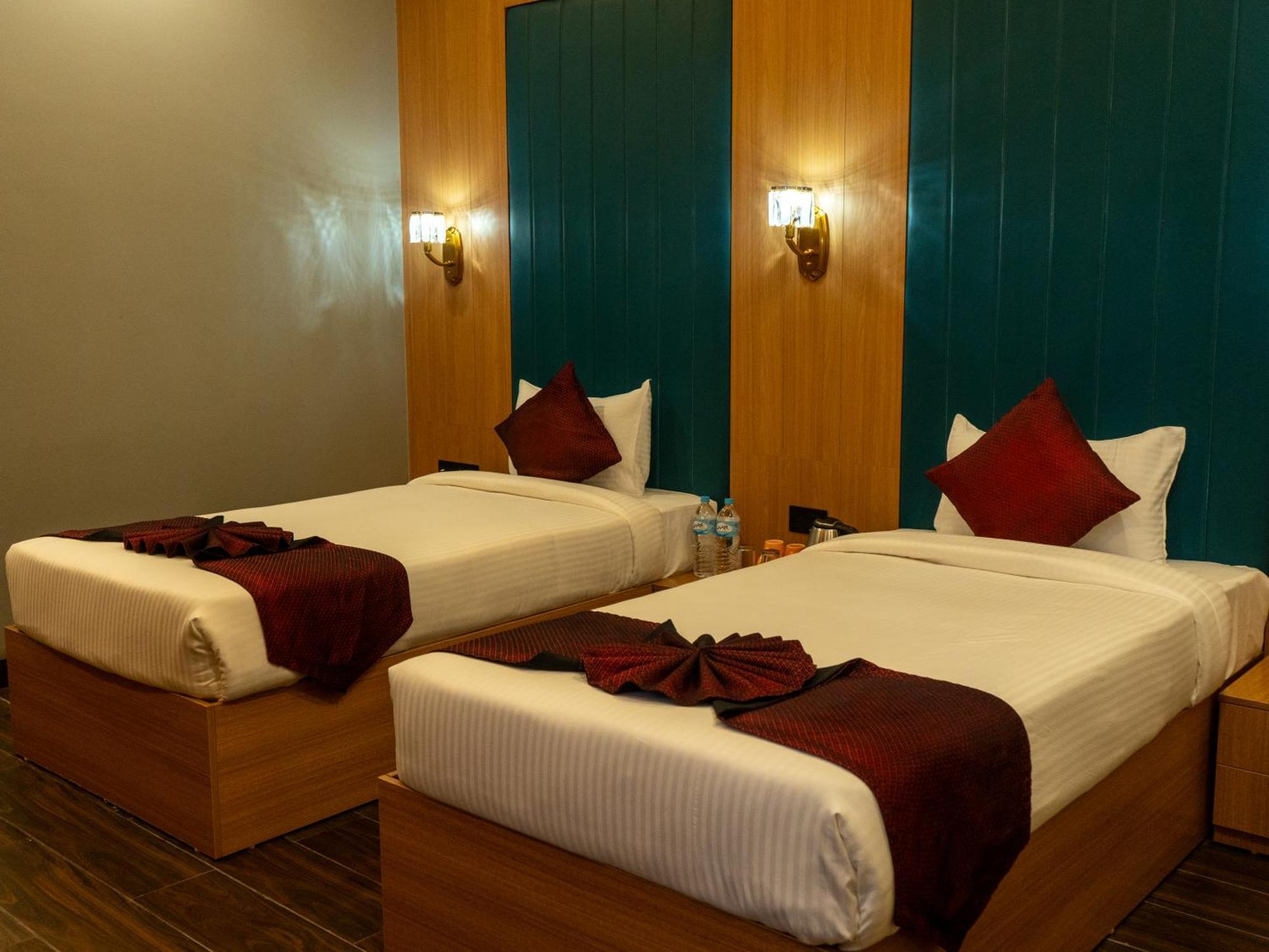 Hotel Alba Inn, Indore