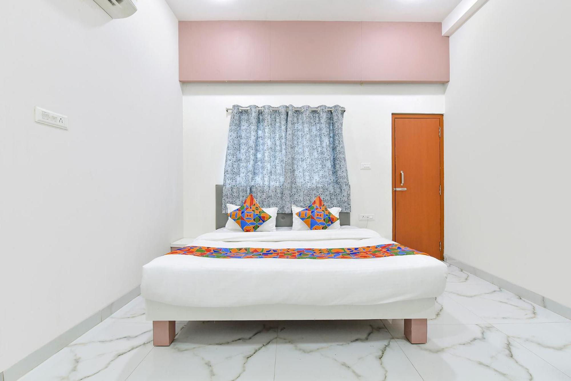 Fabhotel Grand Embassy Hotel Indore