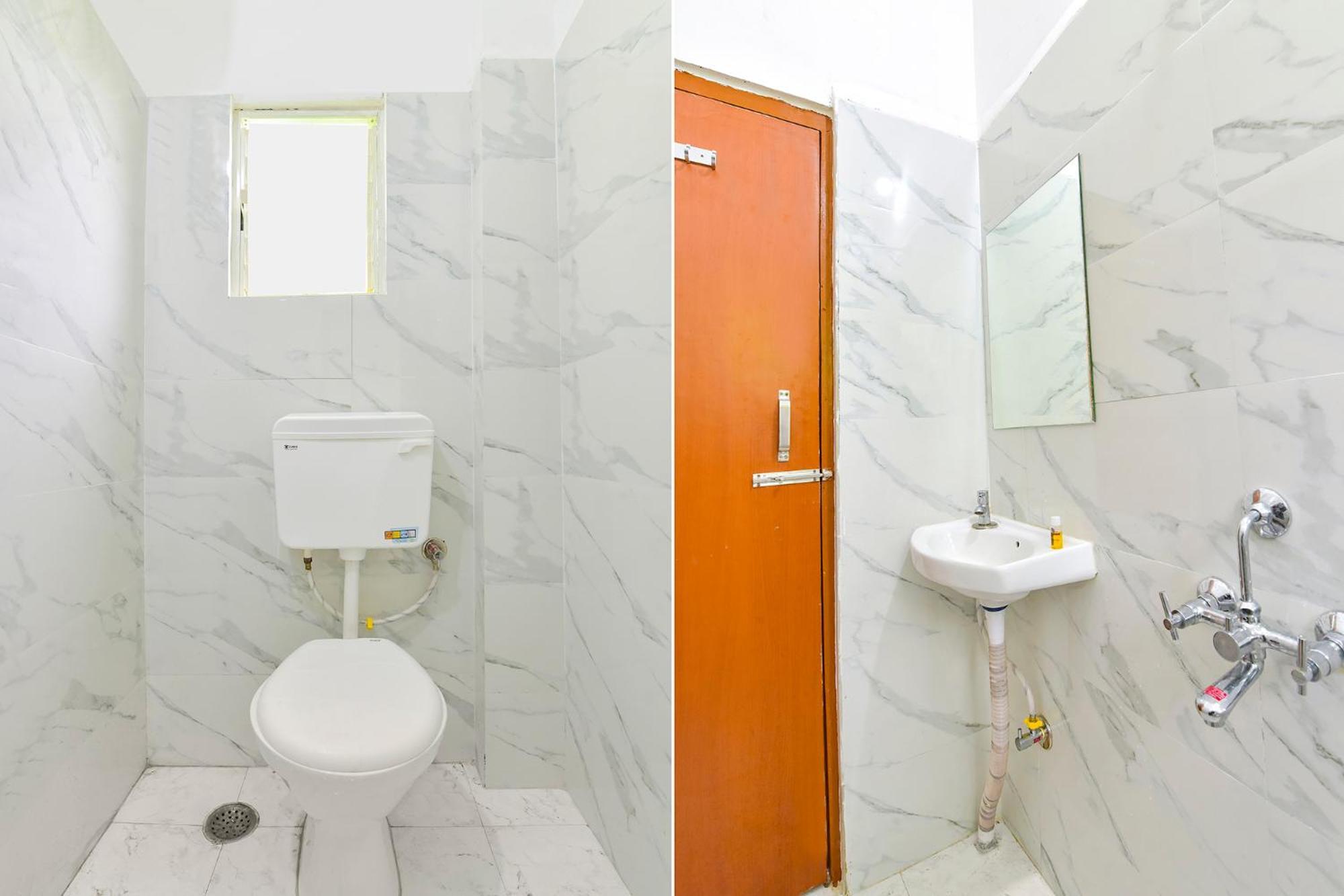 Fabhotel Grand Embassy Hotel 3*