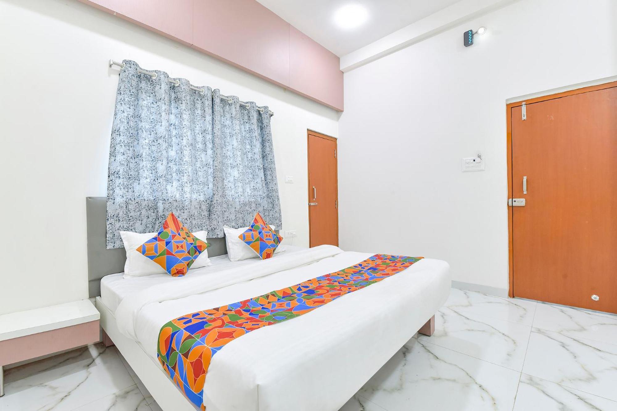 Hotel Fabhotel Grand Embassy Indore