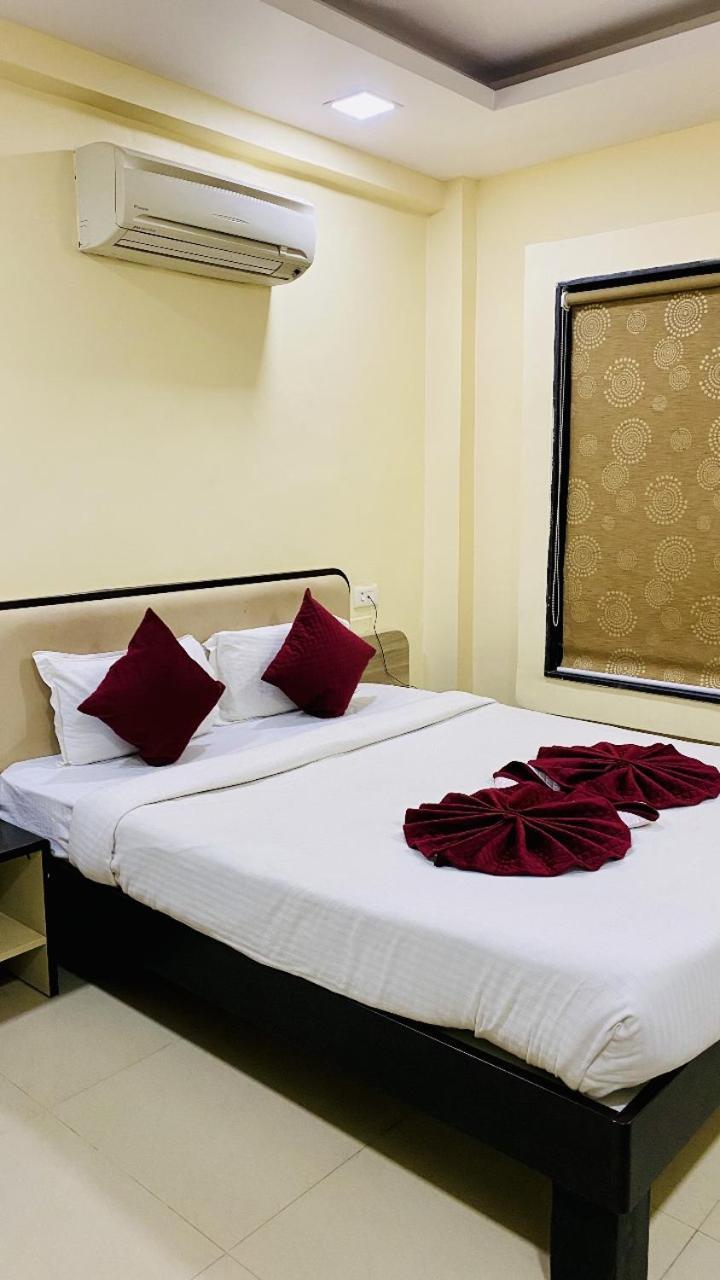 The Richi Rich And Hotel Indore