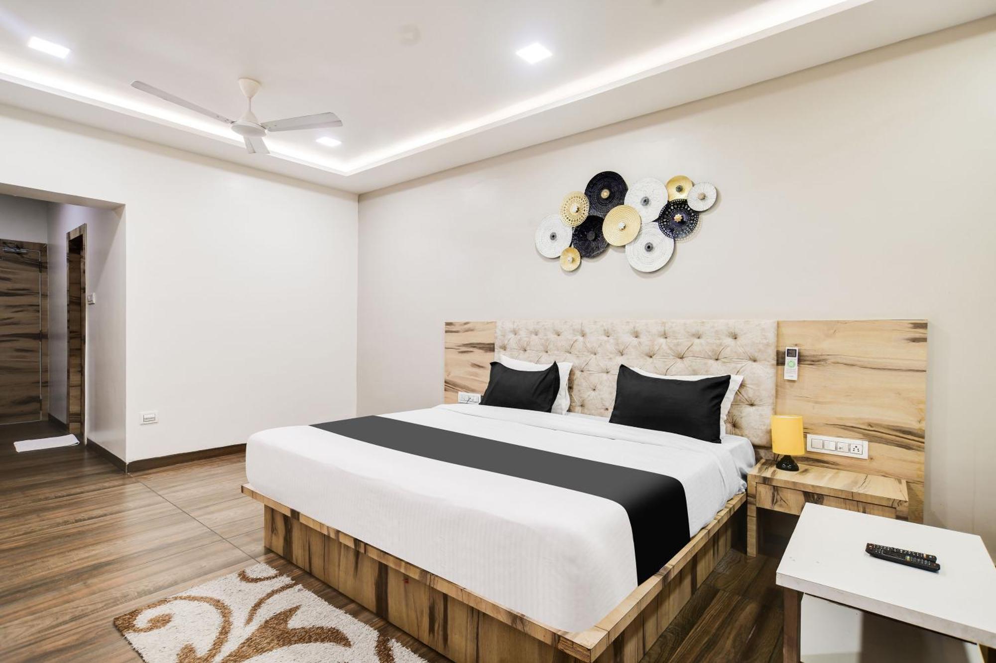 Super Townhouse Oak Ptc Mg Road