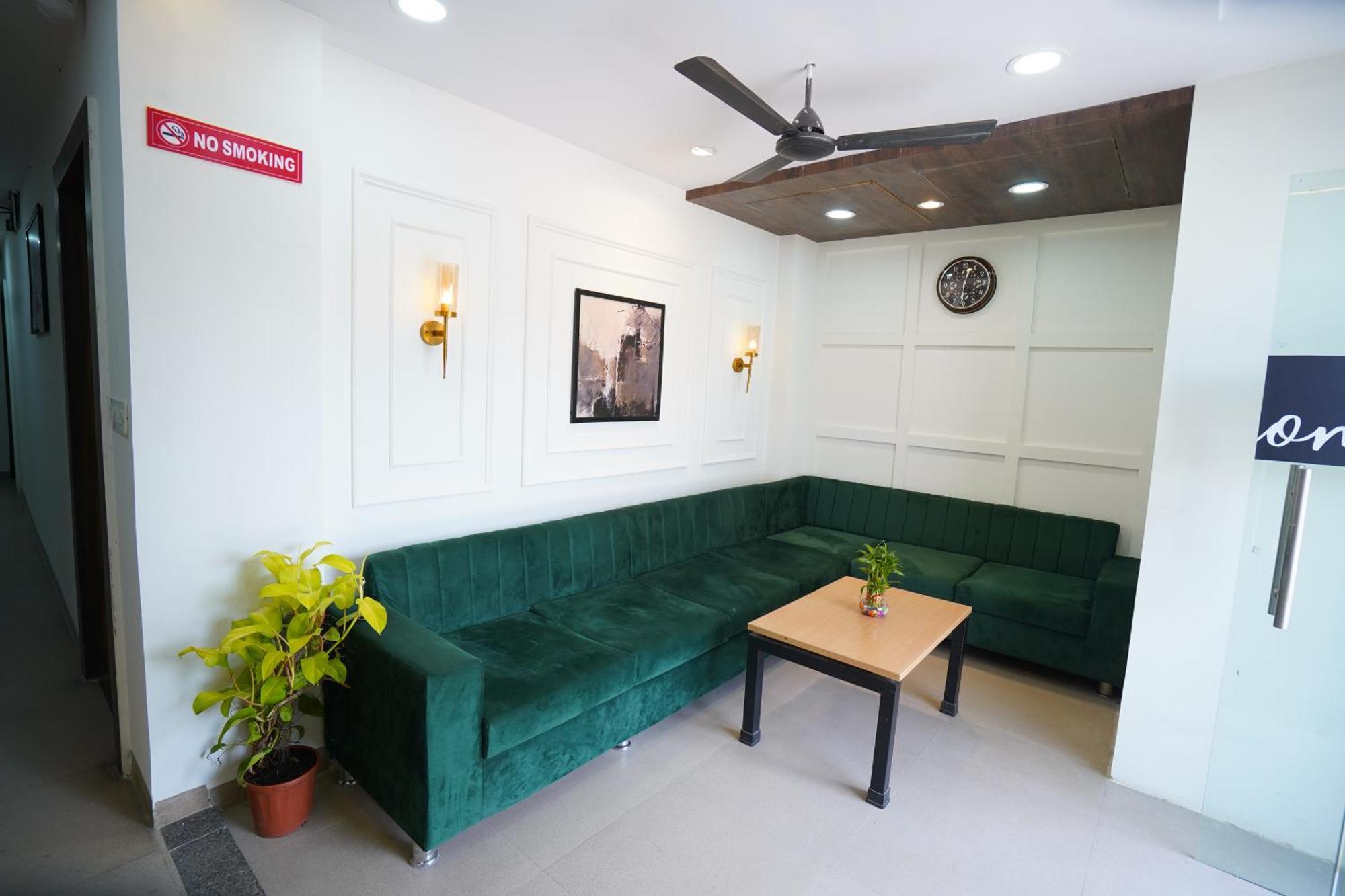 North Side Hotel 3*