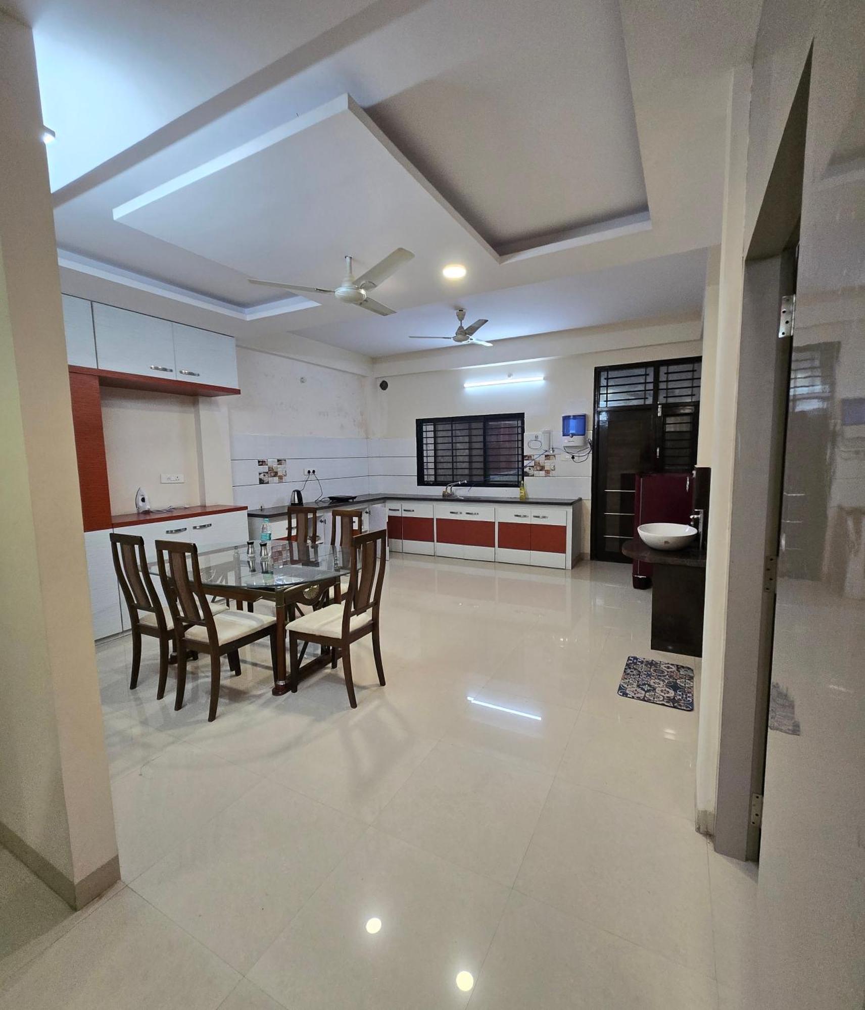 Satyabhama Homestay-pearl-luxury Two Bhk Apartment Indore
