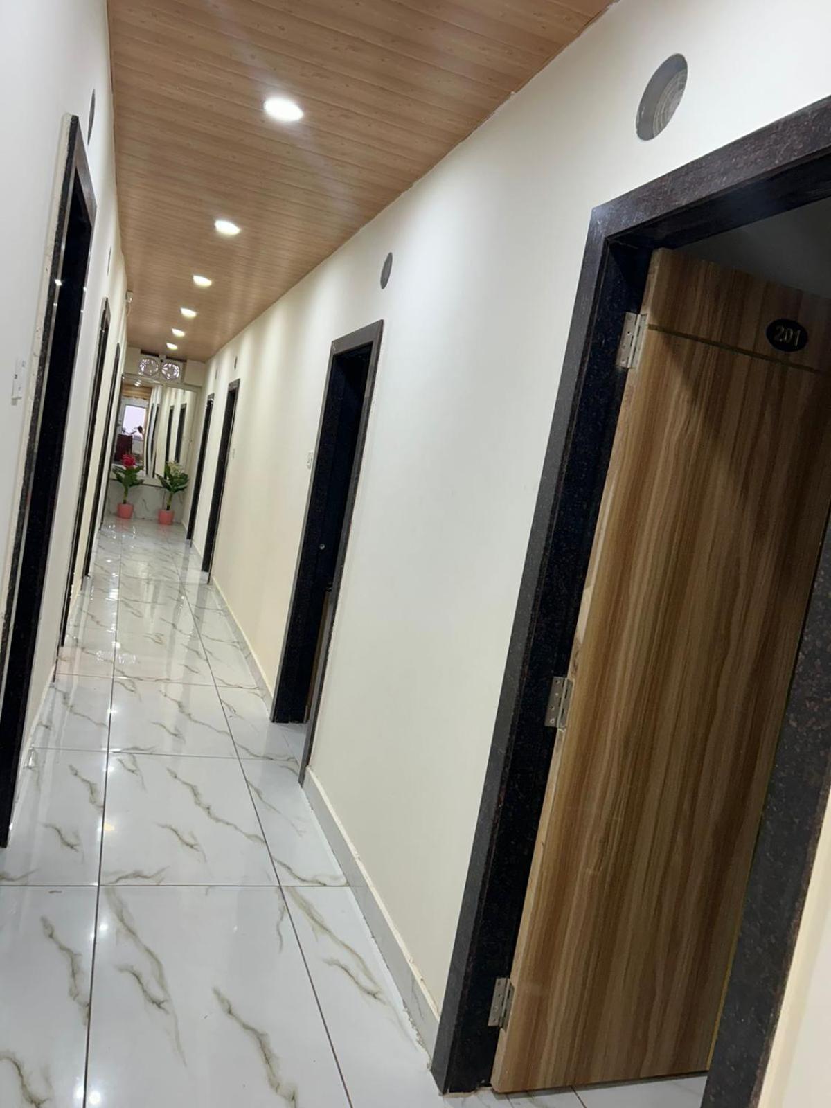 Shivay Hotel