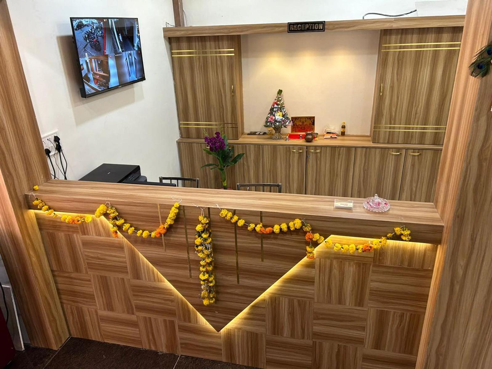Shivay Hotel 3*