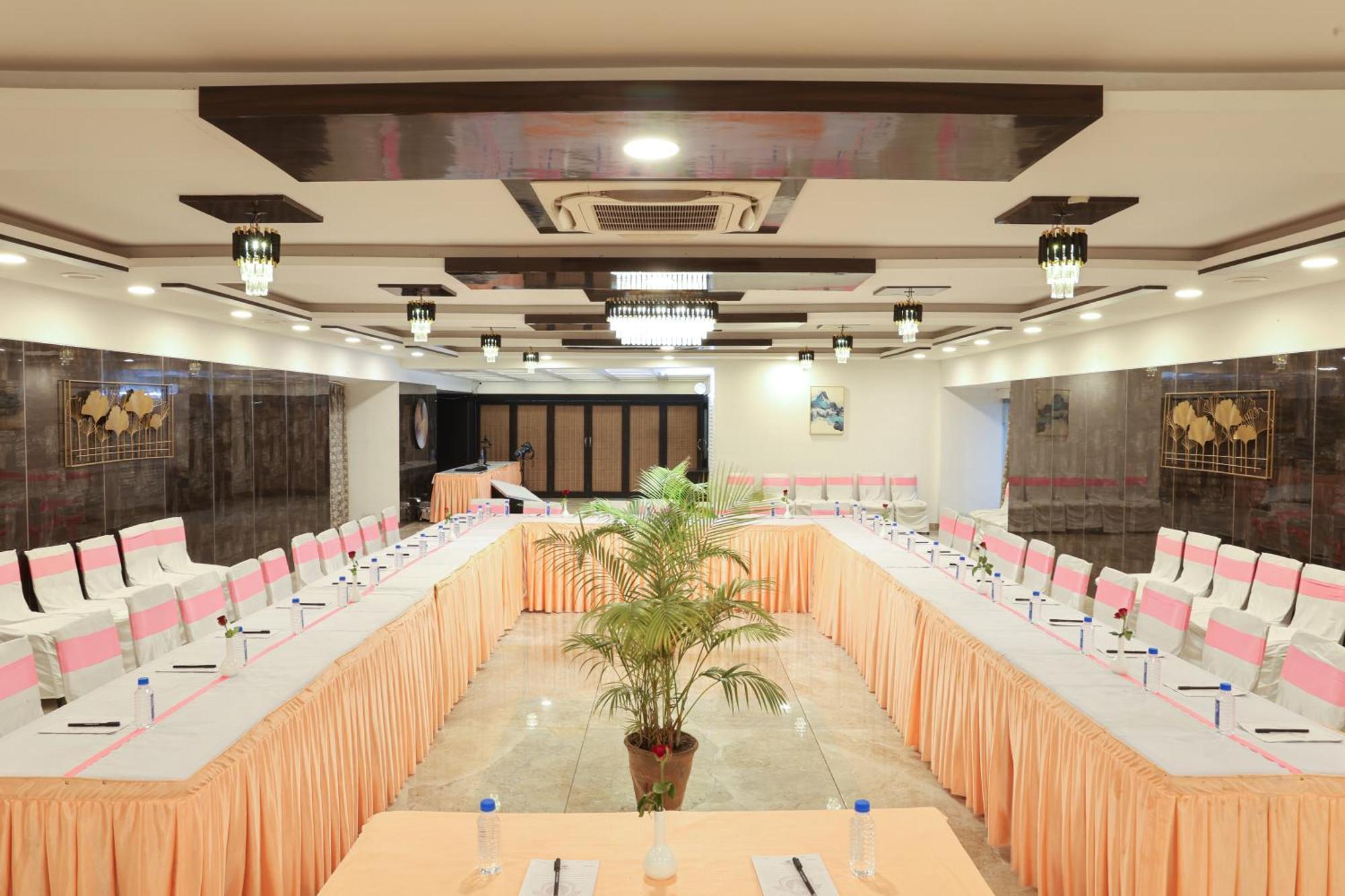 President, Pure Veg Hotel 3*