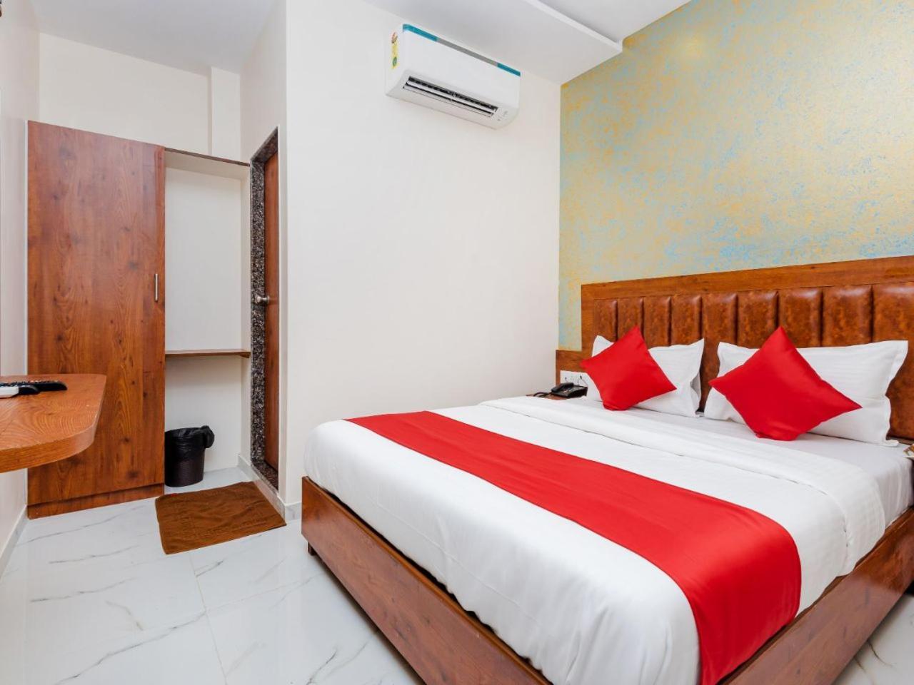 Hotel Wood-n-stay Indore