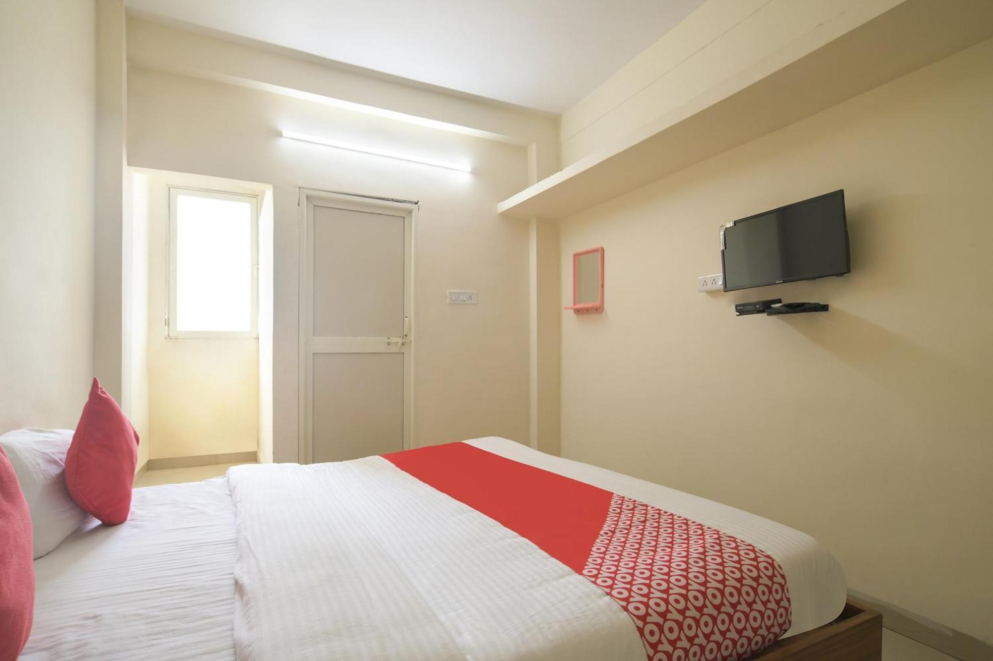 O Maa Palace 3* Indore