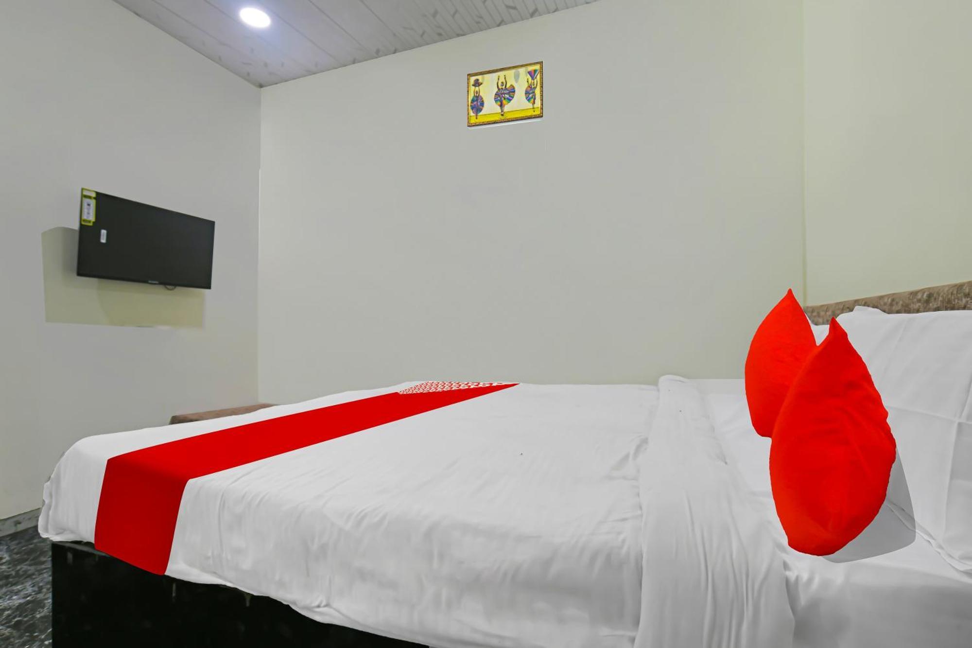 Hotel O Grand Raj Palace