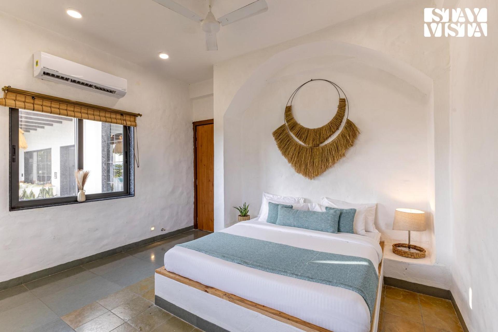 Villa Stayvista At Lotus By The With Pool, Bbq & Lawn *