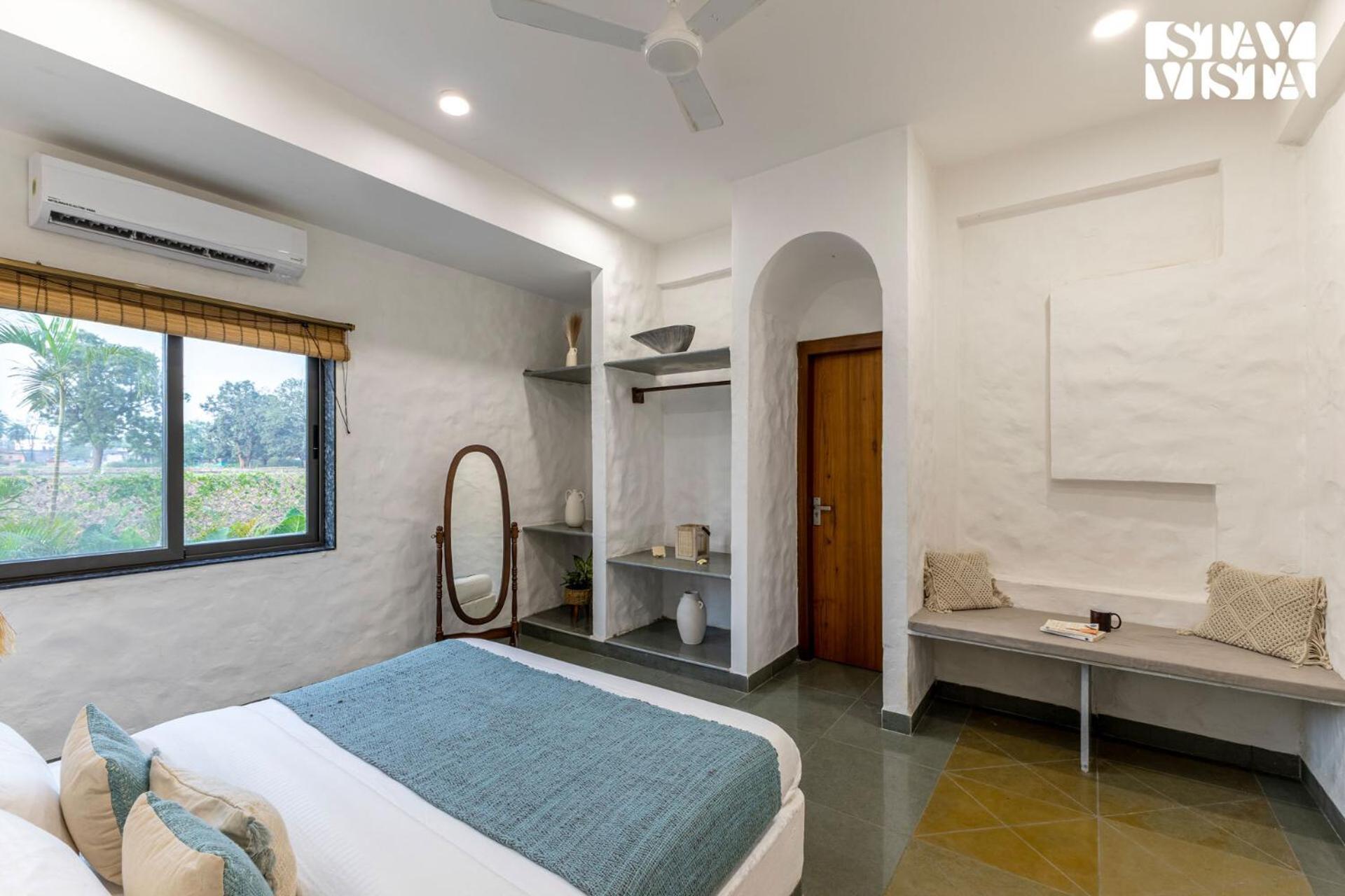 Villa Stayvista At Lotus By The With Pool, Bbq & Lawn *