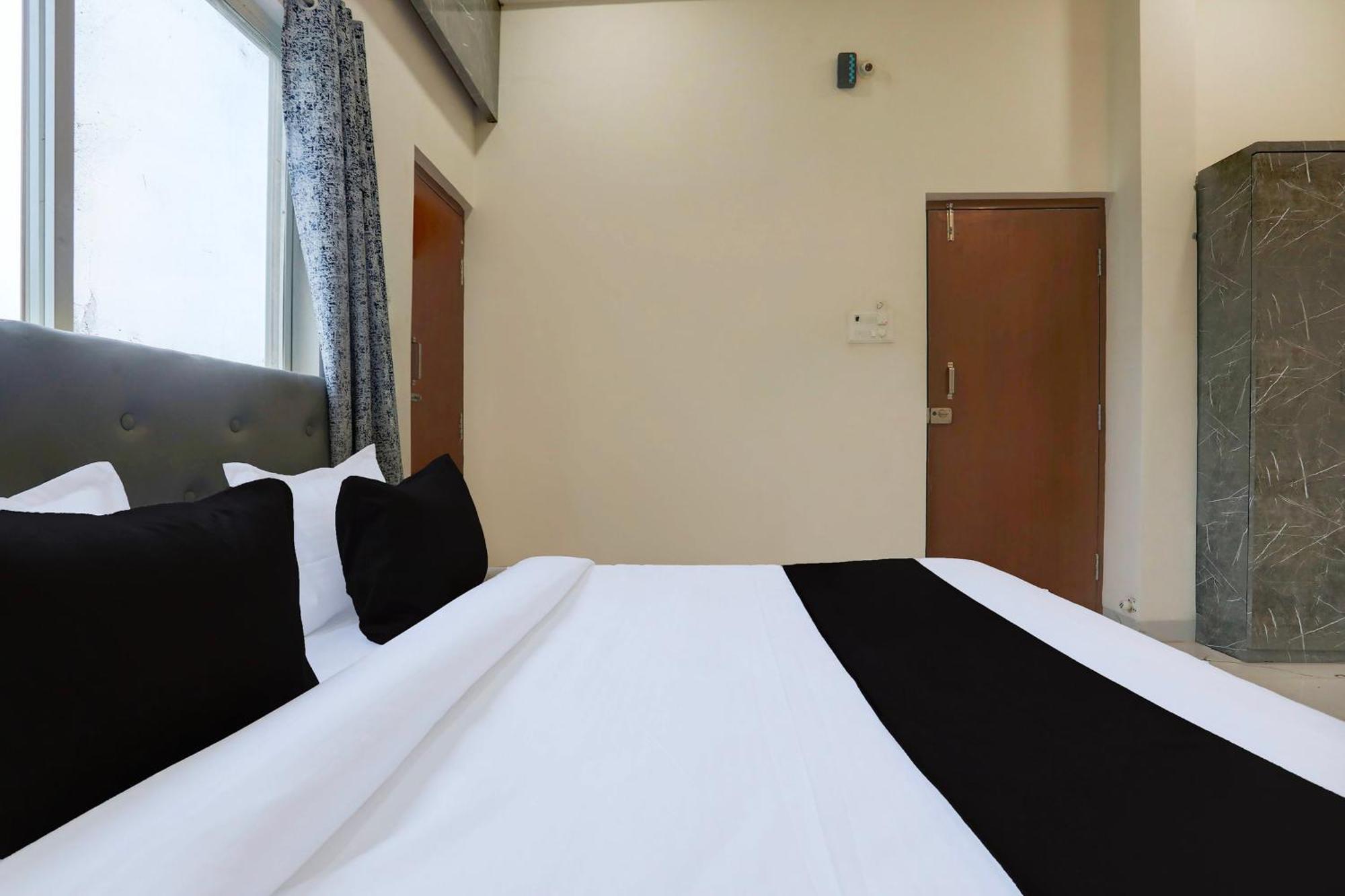 Hotel Super O Panchvati 3*