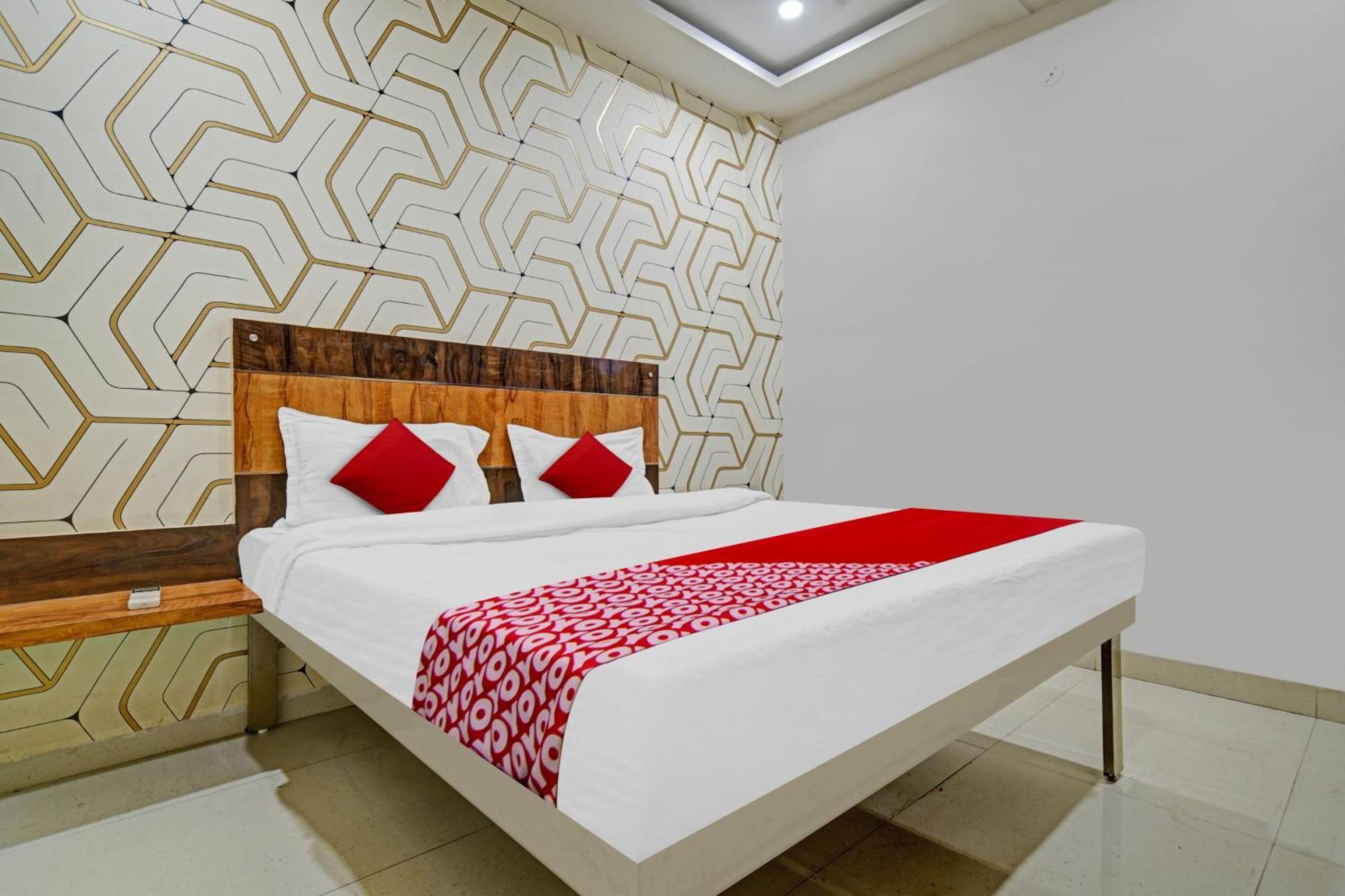 Hotel O Blue Wings Hotel Indore