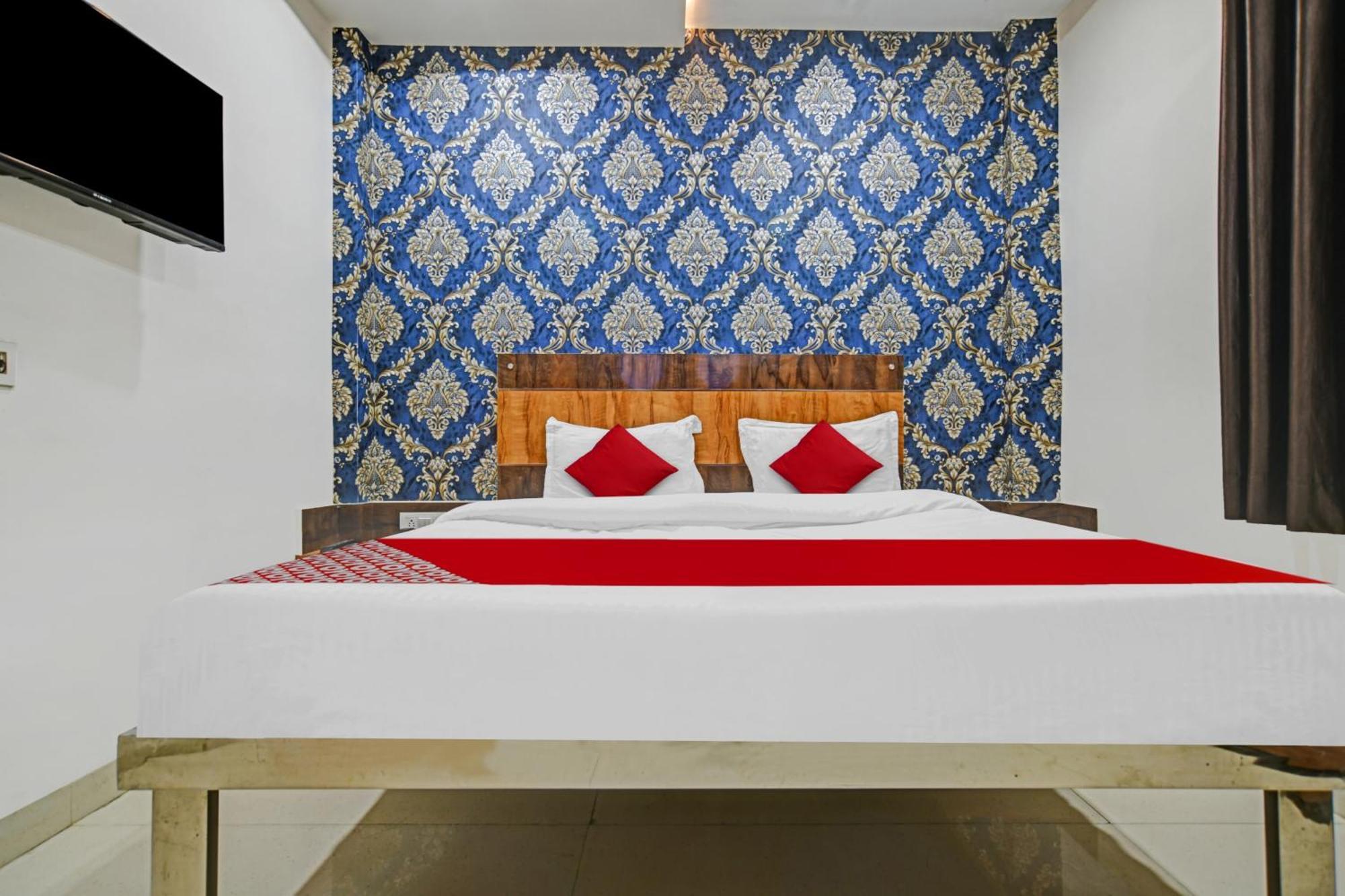 Hotel O Blue Wings 4* Indore