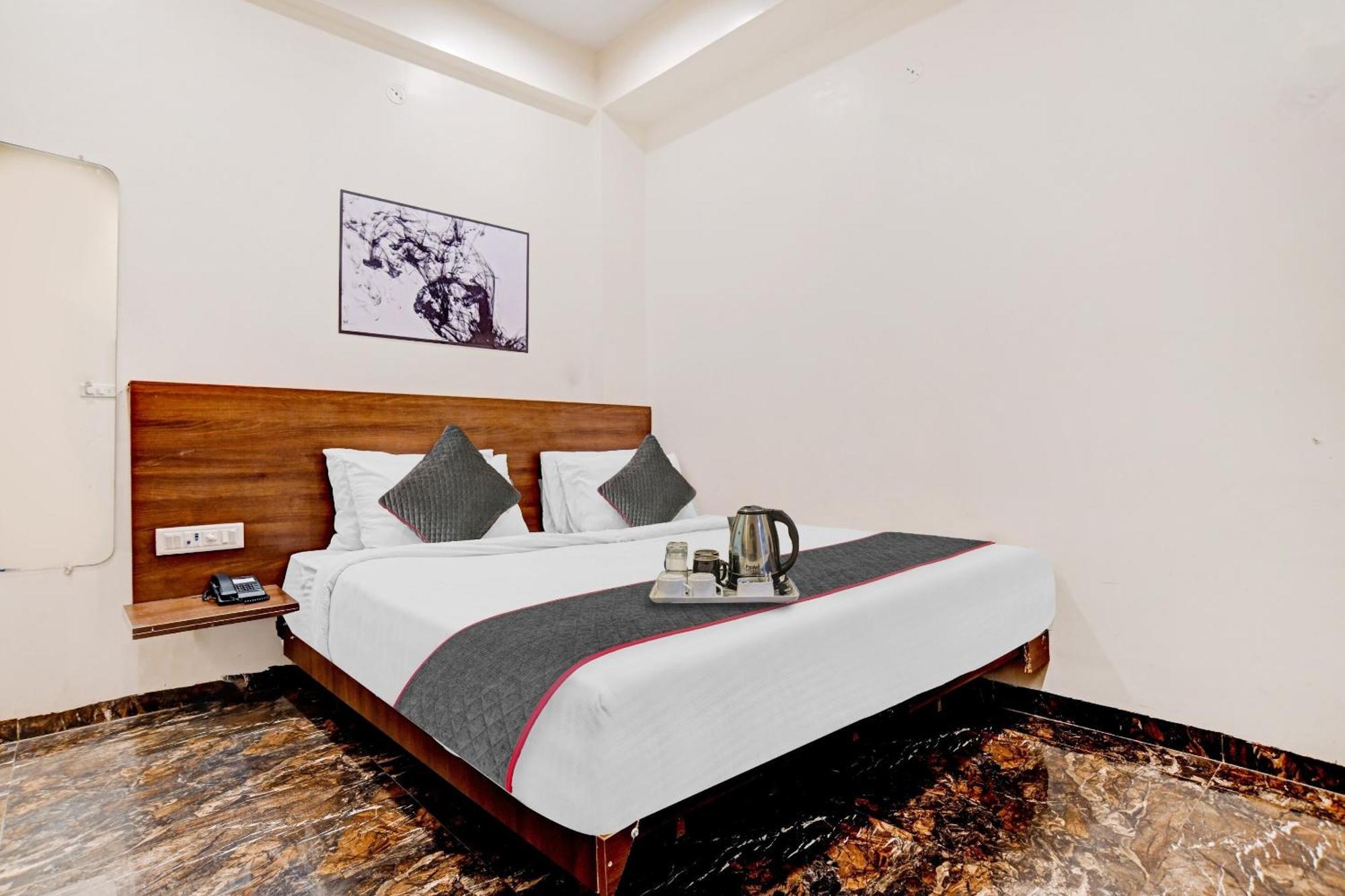 Super O Benchmark Hotel 4*