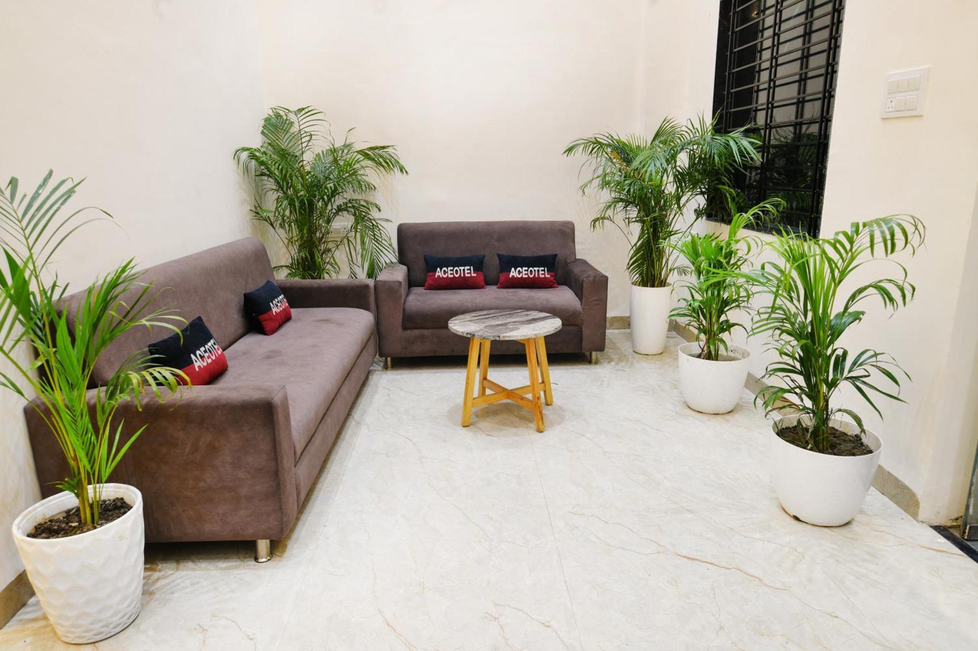 Hotel Aceotel Inn, Vijay Nagar Indore