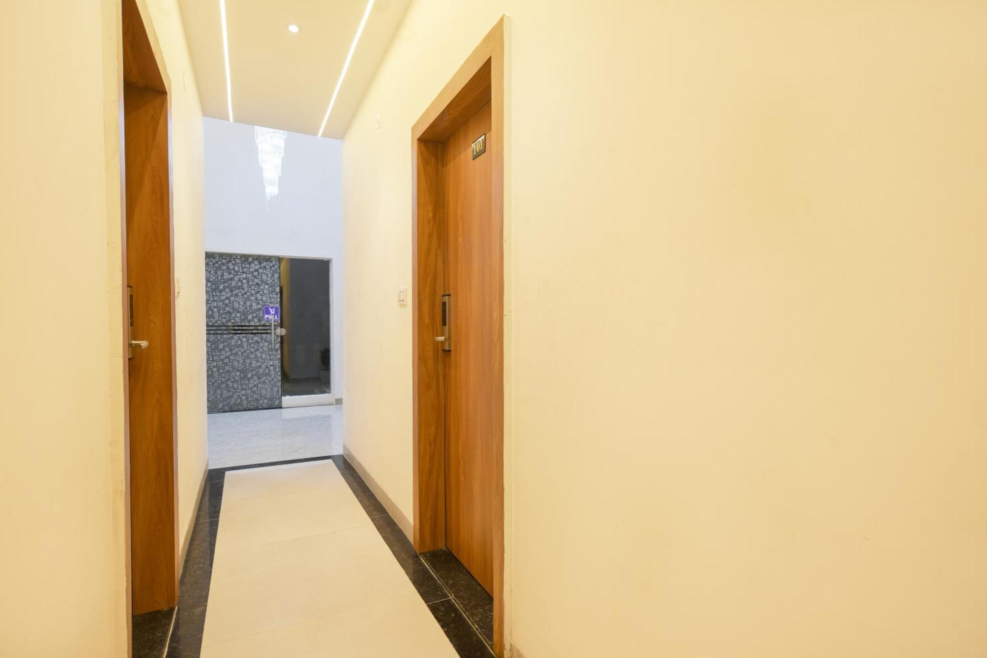 Aceotel Inn, Vijay Nagar 3*