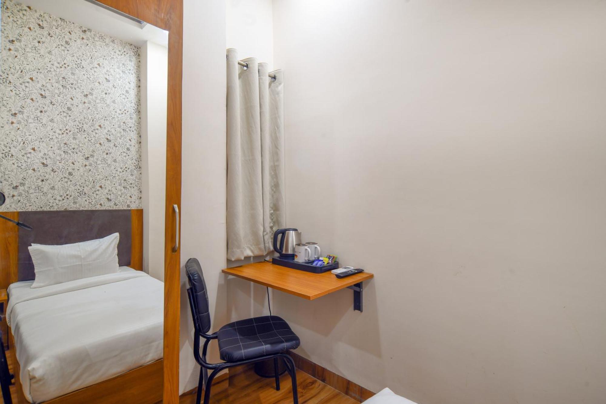 Aceotel Inn, Vijay Nagar 3*