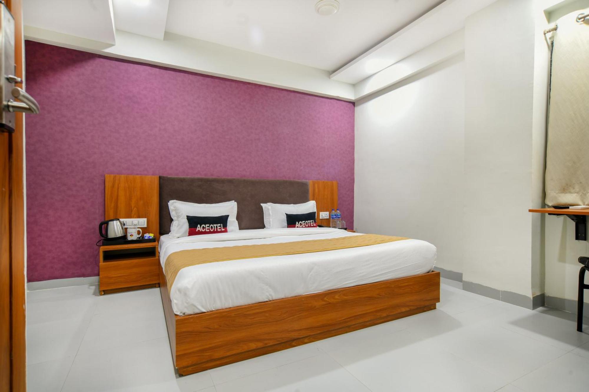 Hotel Aceotel Inn, Vijay Nagar Indore