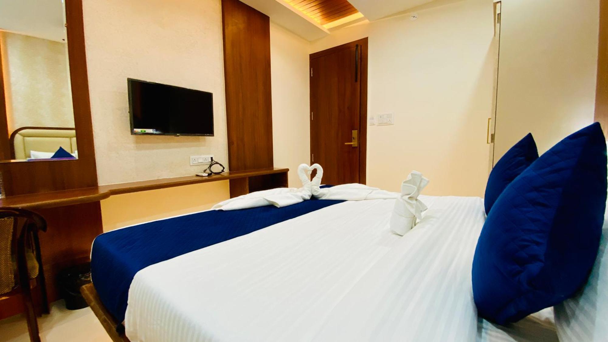 Aranyasutra Inaya, Hotel
