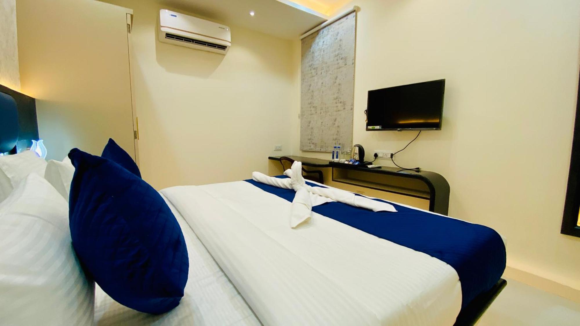 Hotel Aranyasutra Inaya, Indore