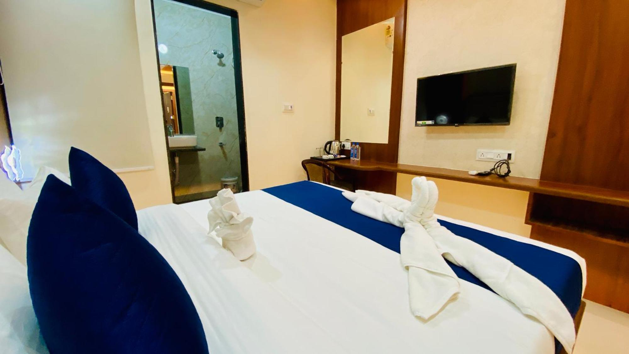 Aranyasutra Inaya, Hotel Indore