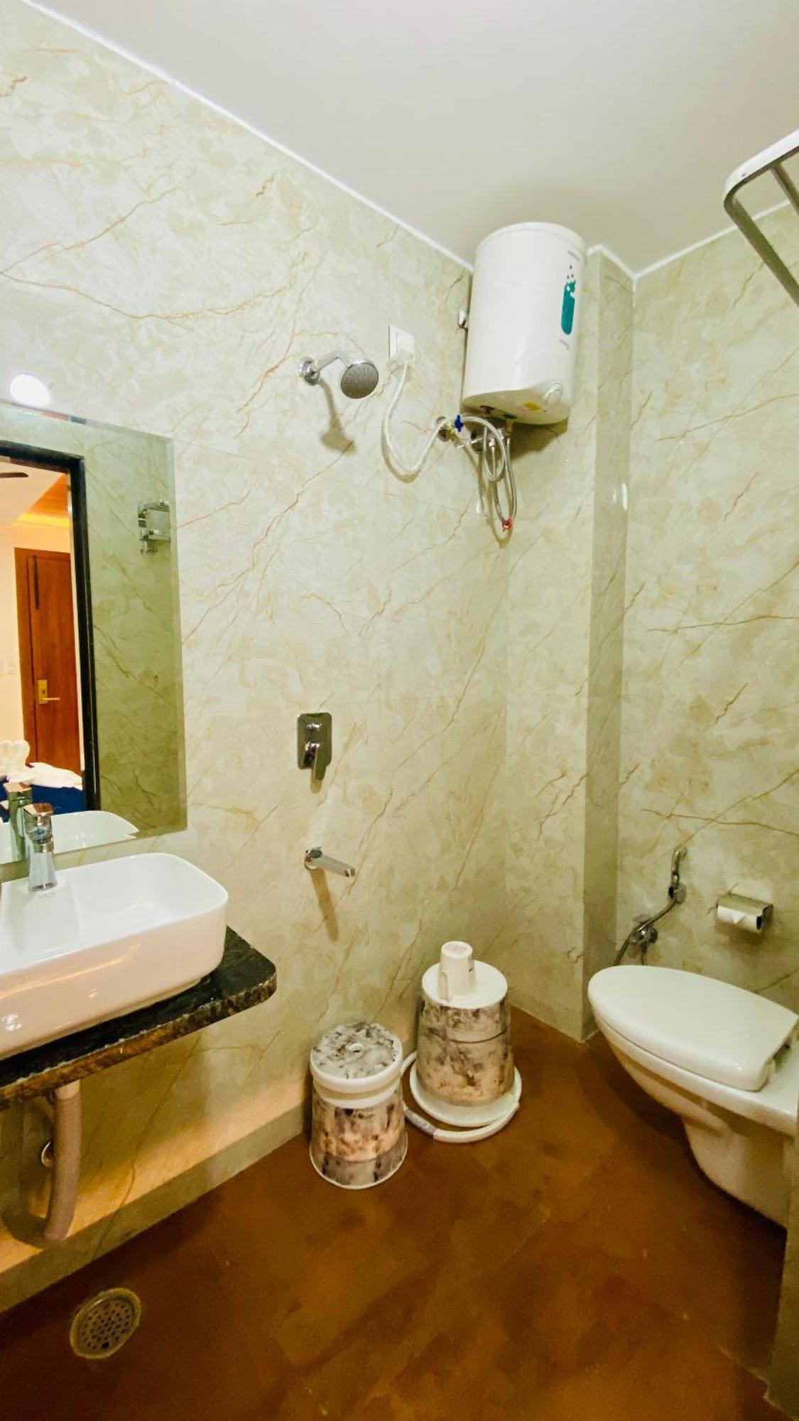 Hotel Aranyasutra Inaya,