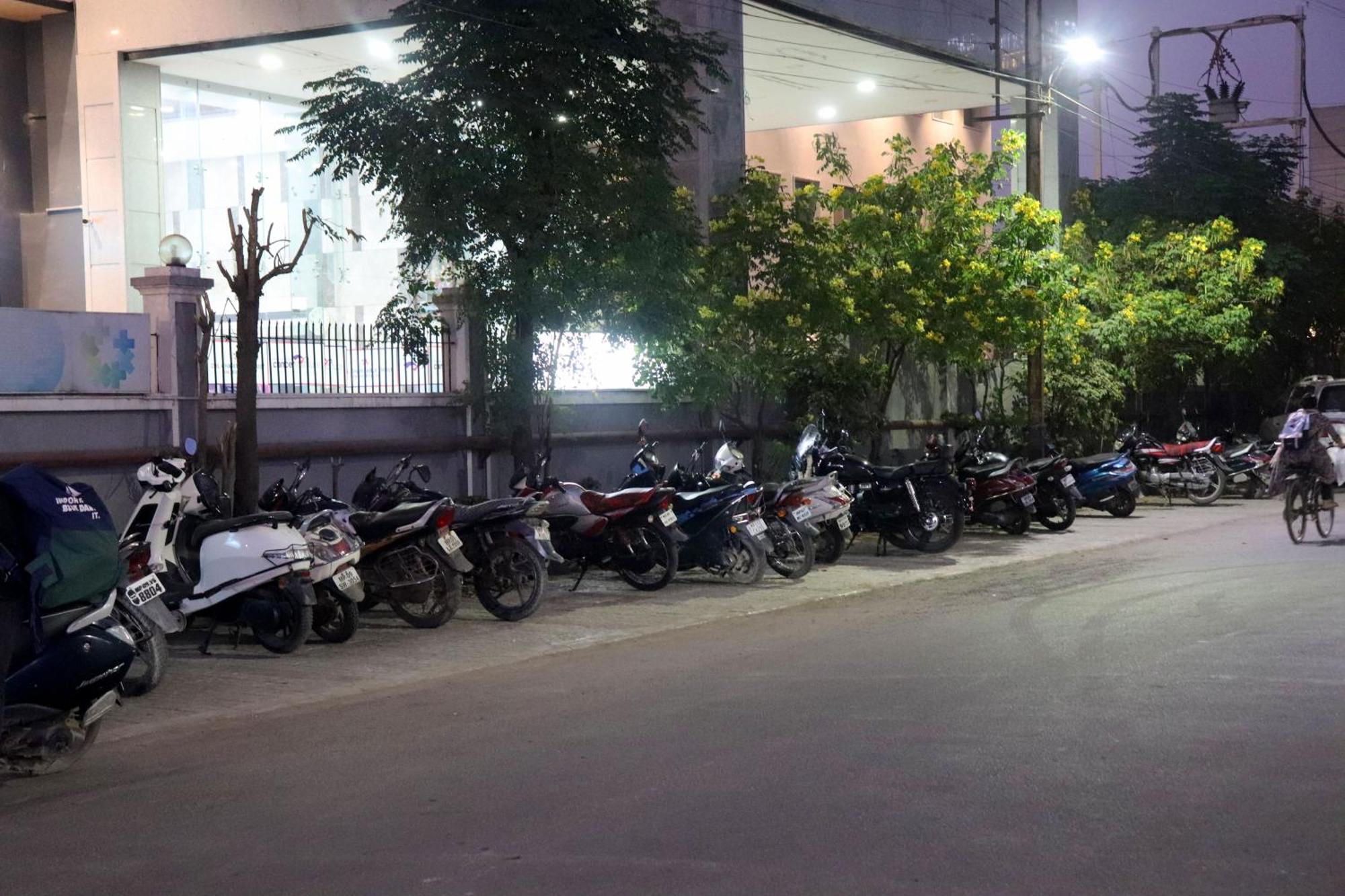 Hotel Aranyasutra Inaya, Indore
