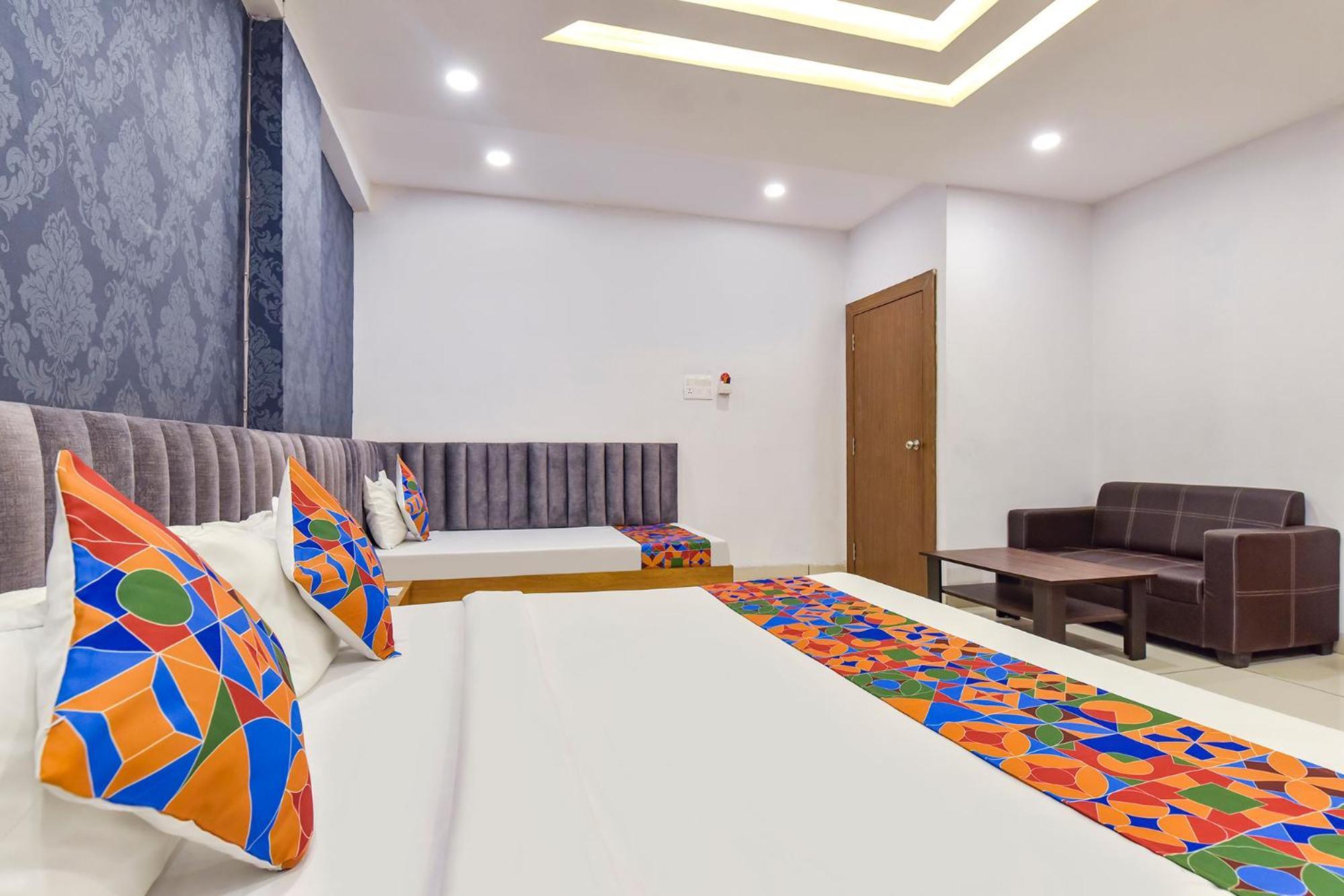 Hotel Fabhotel Will B Fine 3*