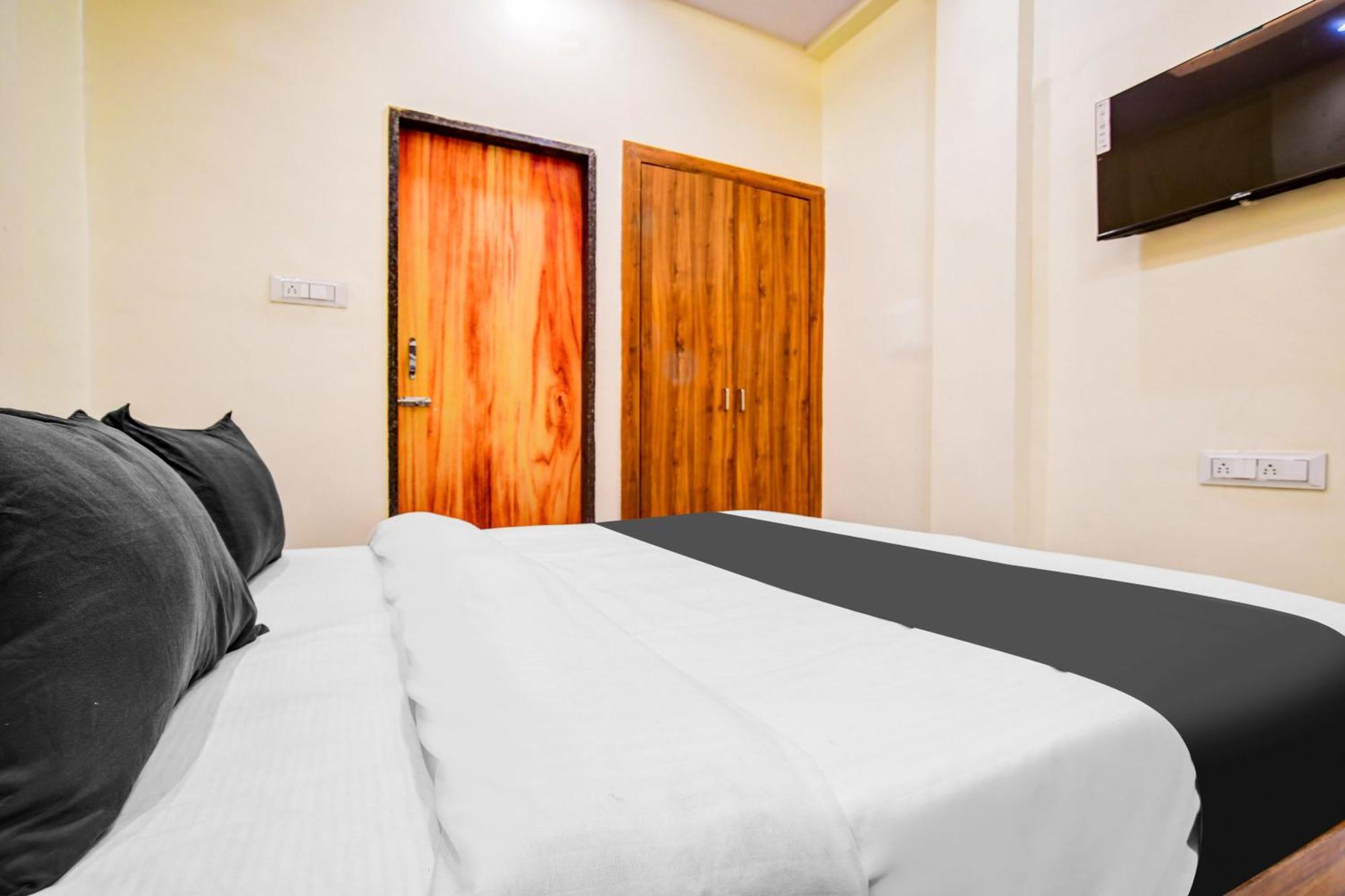 Hotel O Mango 3*
