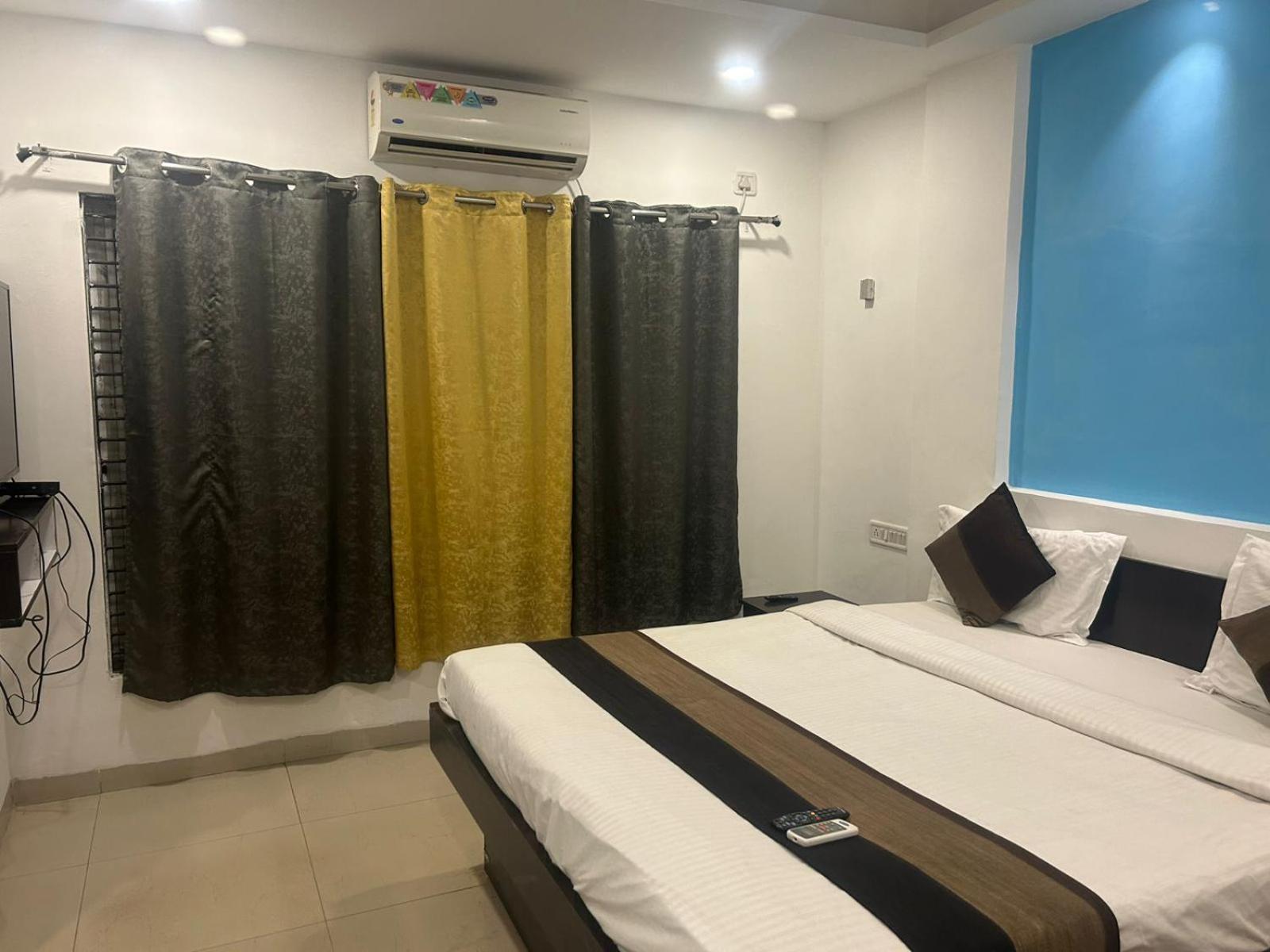 Y.94 Hotel 4*