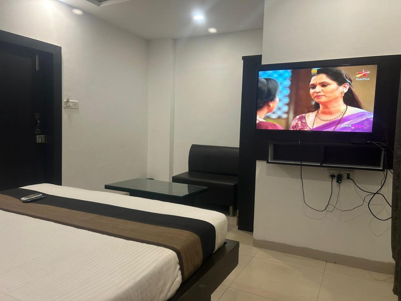Y.94 Hotel Indore