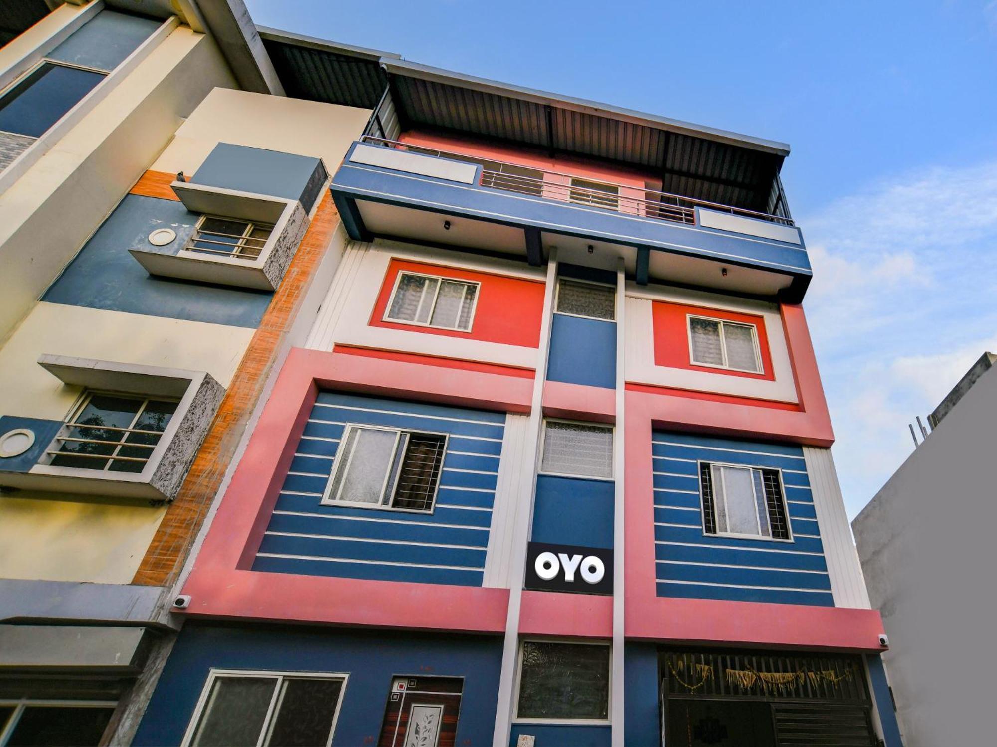 Hotel O Shree Radhey Indore