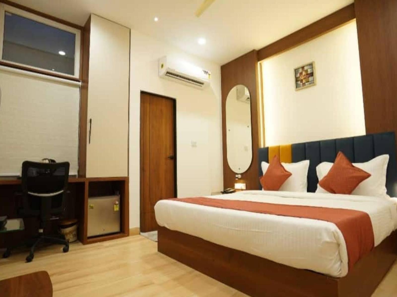 Rudravue Hotel 3*