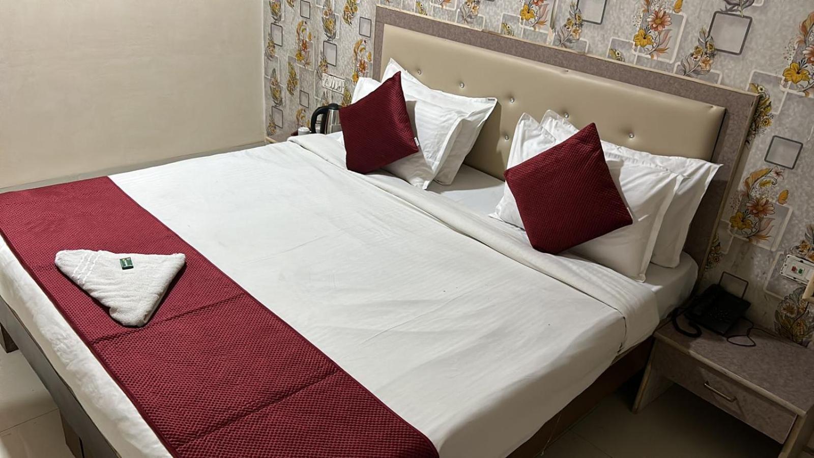 Hotel Ss1 Indore