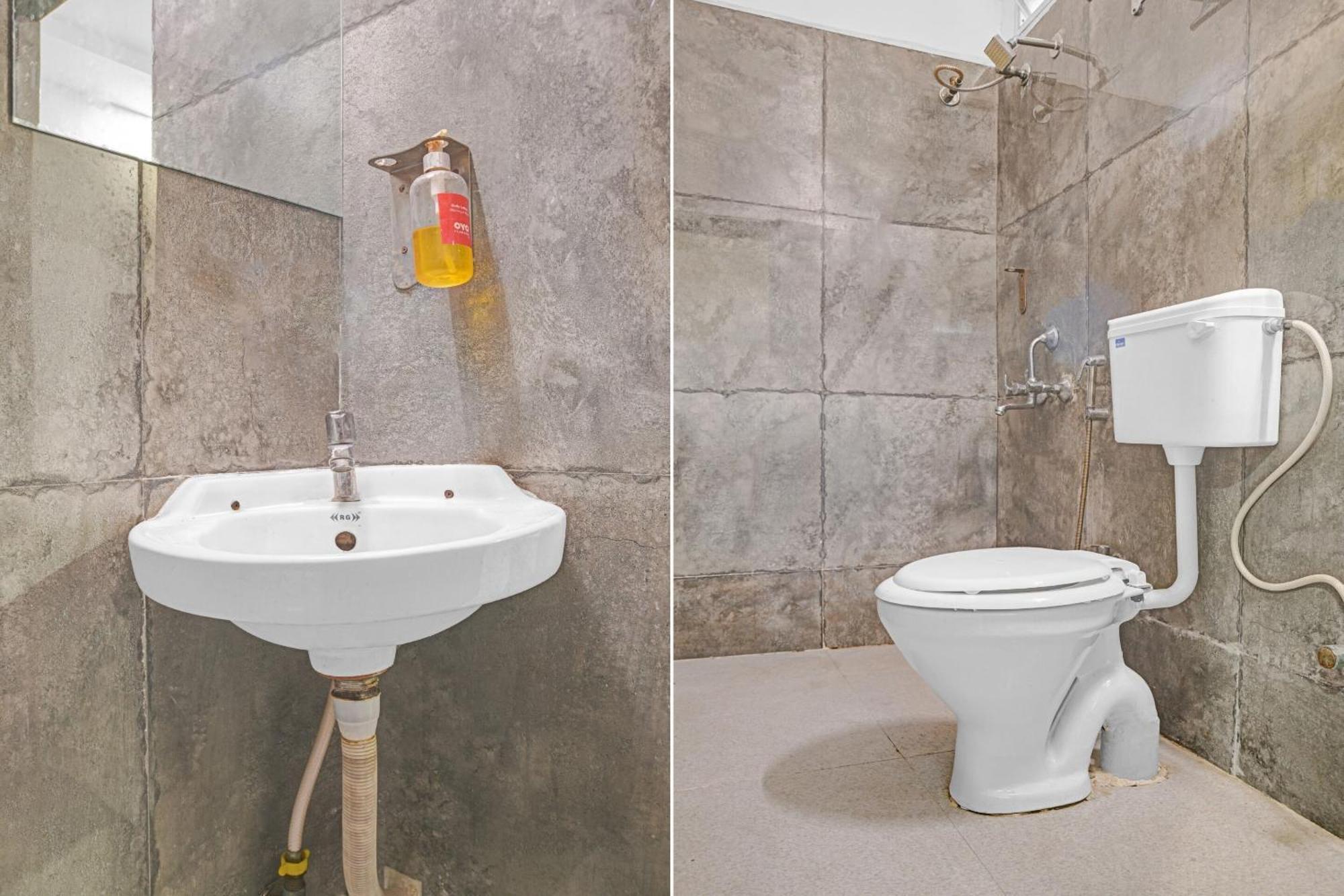 Hotel Collection O The Eternity Near Lig Sqaure Indore