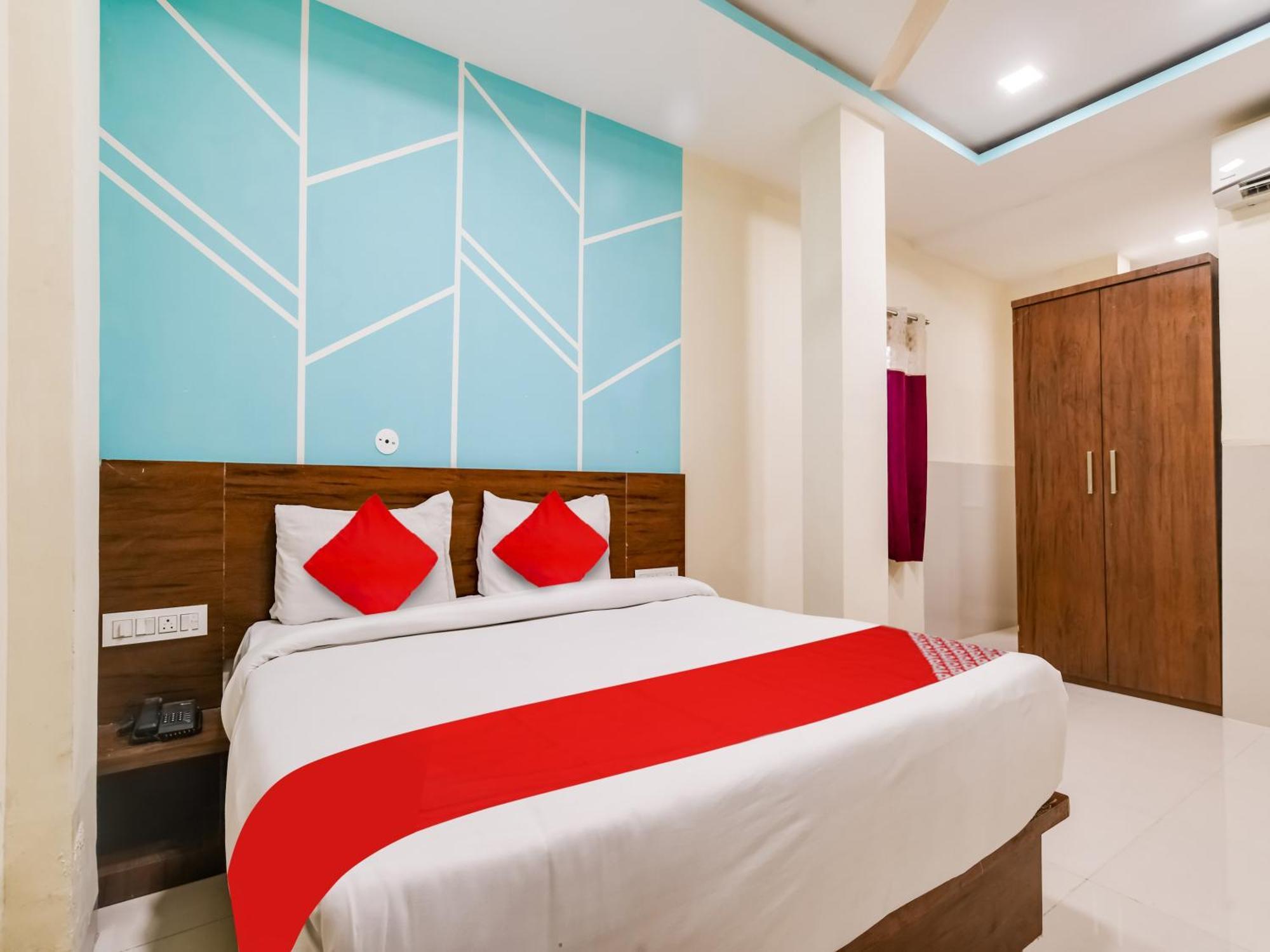 Shyam Hotel