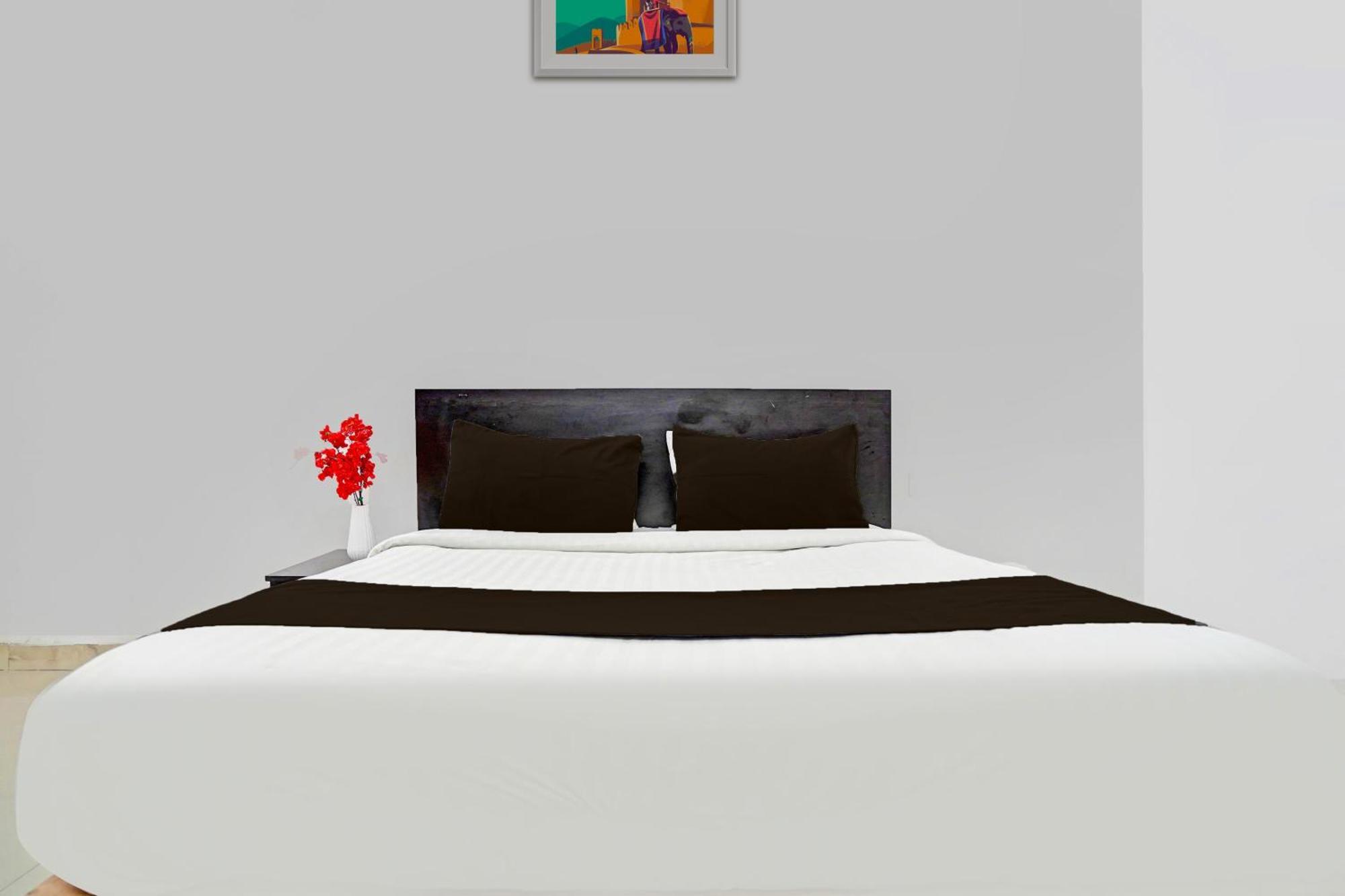 O Eternity Shivay Hotel
