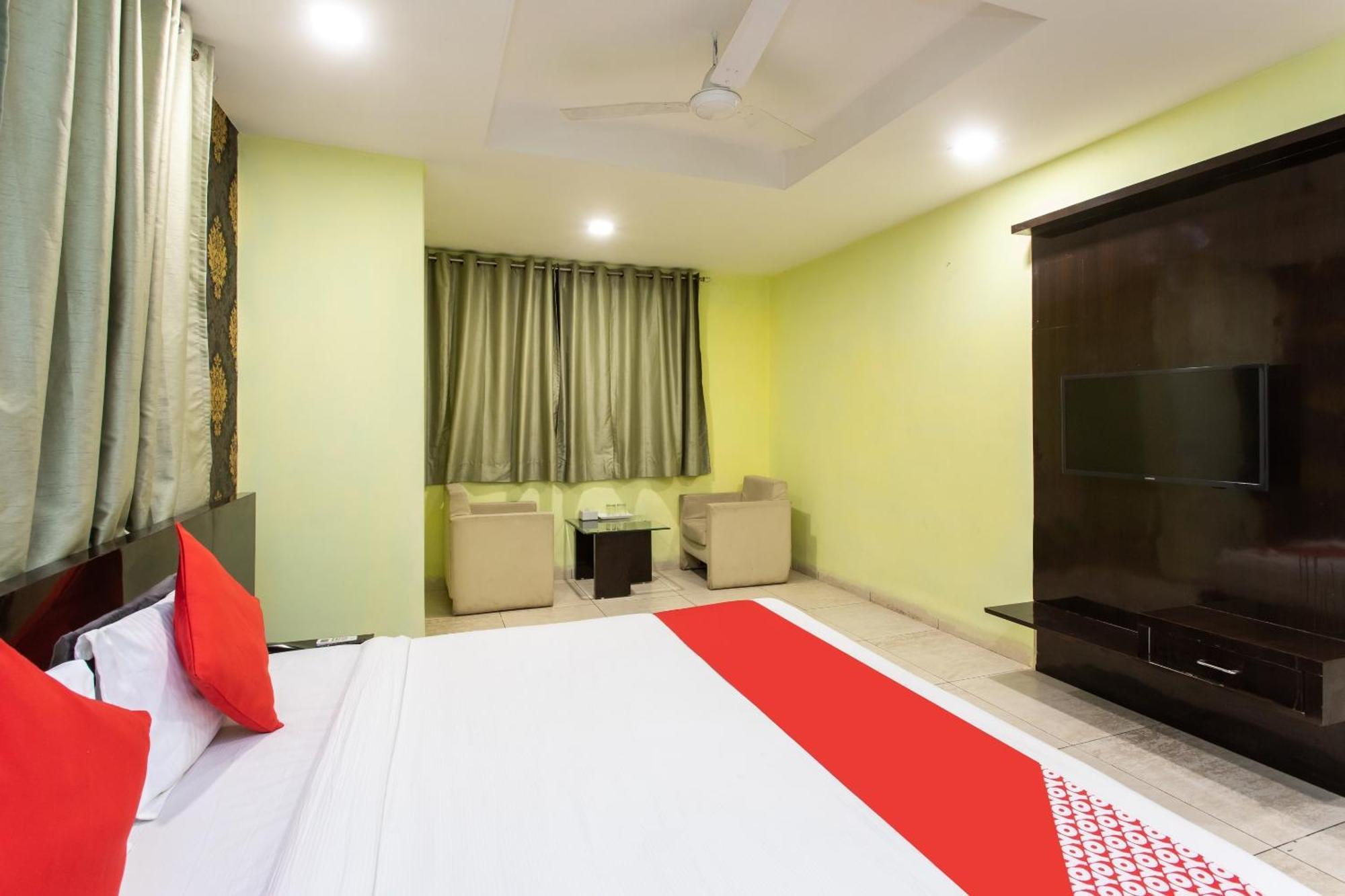 Capital O Swan Paradise Indore